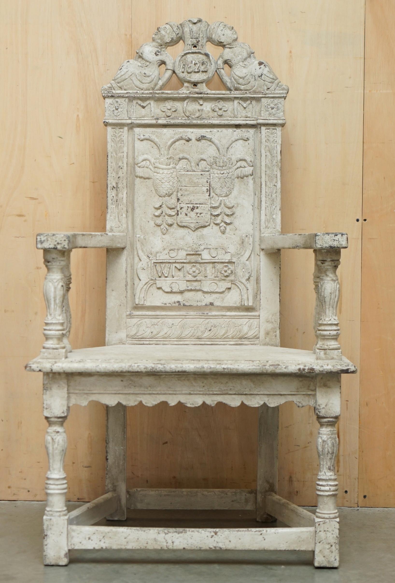 William and Mary ANTICO 1622 DATATO ORNATAMENTE intagliato a mano IN INGLESE OAK PAINTED THRONE ARMCHAIR in vendita