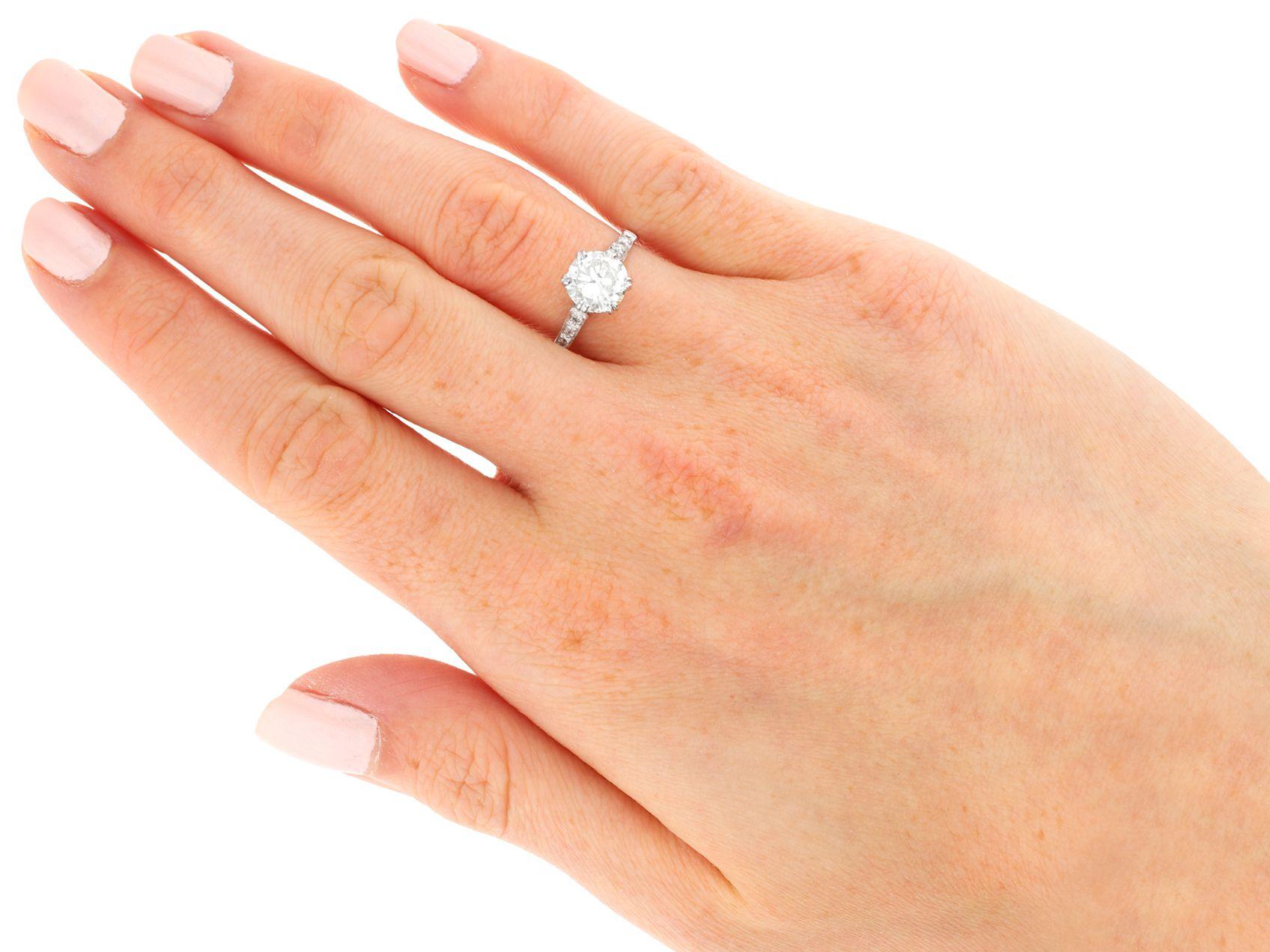 Women's or Men's Antique 1.65 Carat Diamond and Platinum Solitaire Ring For Sale