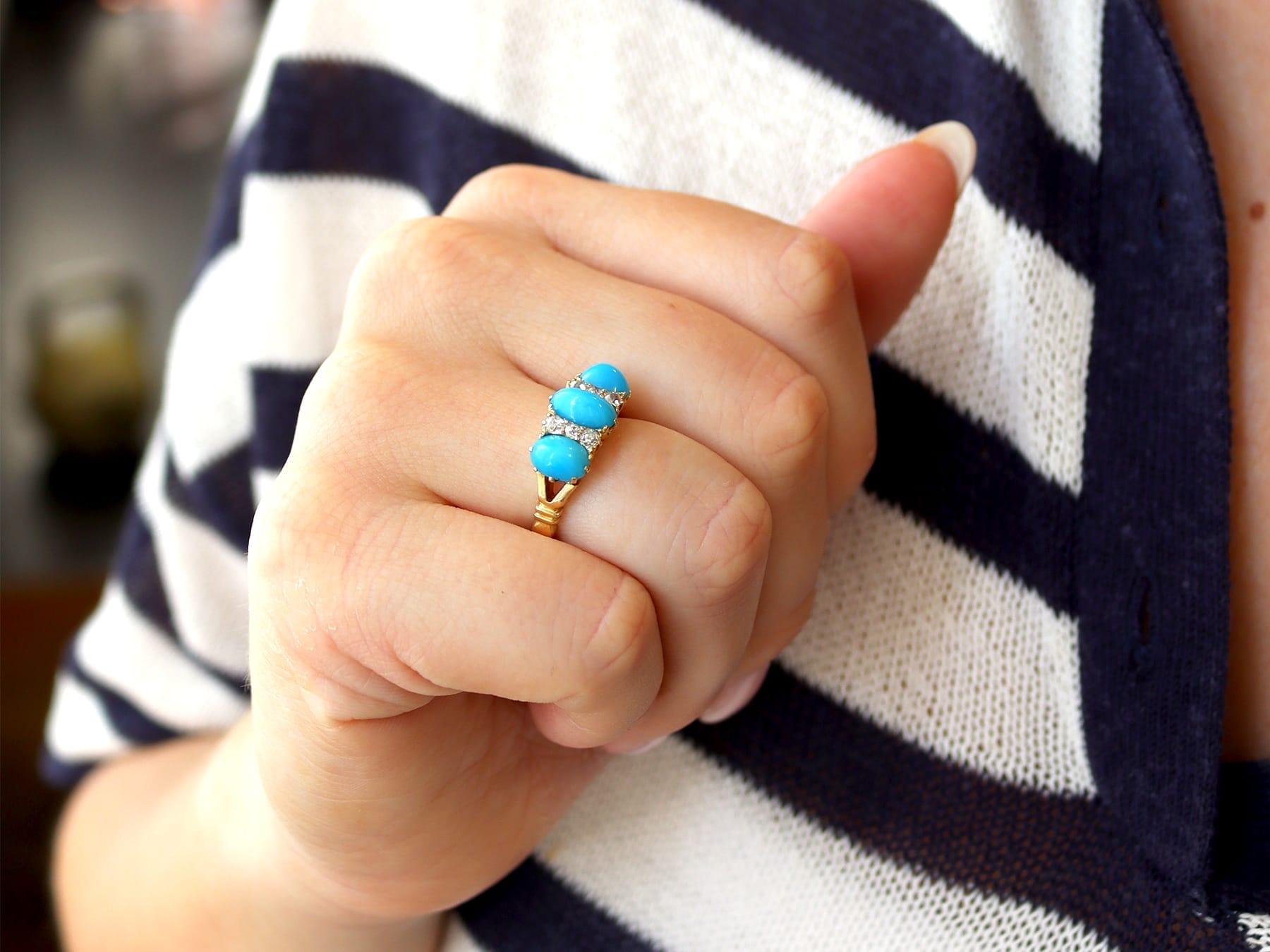 Antique 1.65 Carat Turquoise 0.24 Carat Diamond 15k Yellow Gold Ring Circa 1890 In Excellent Condition For Sale In Jesmond, Newcastle Upon Tyne