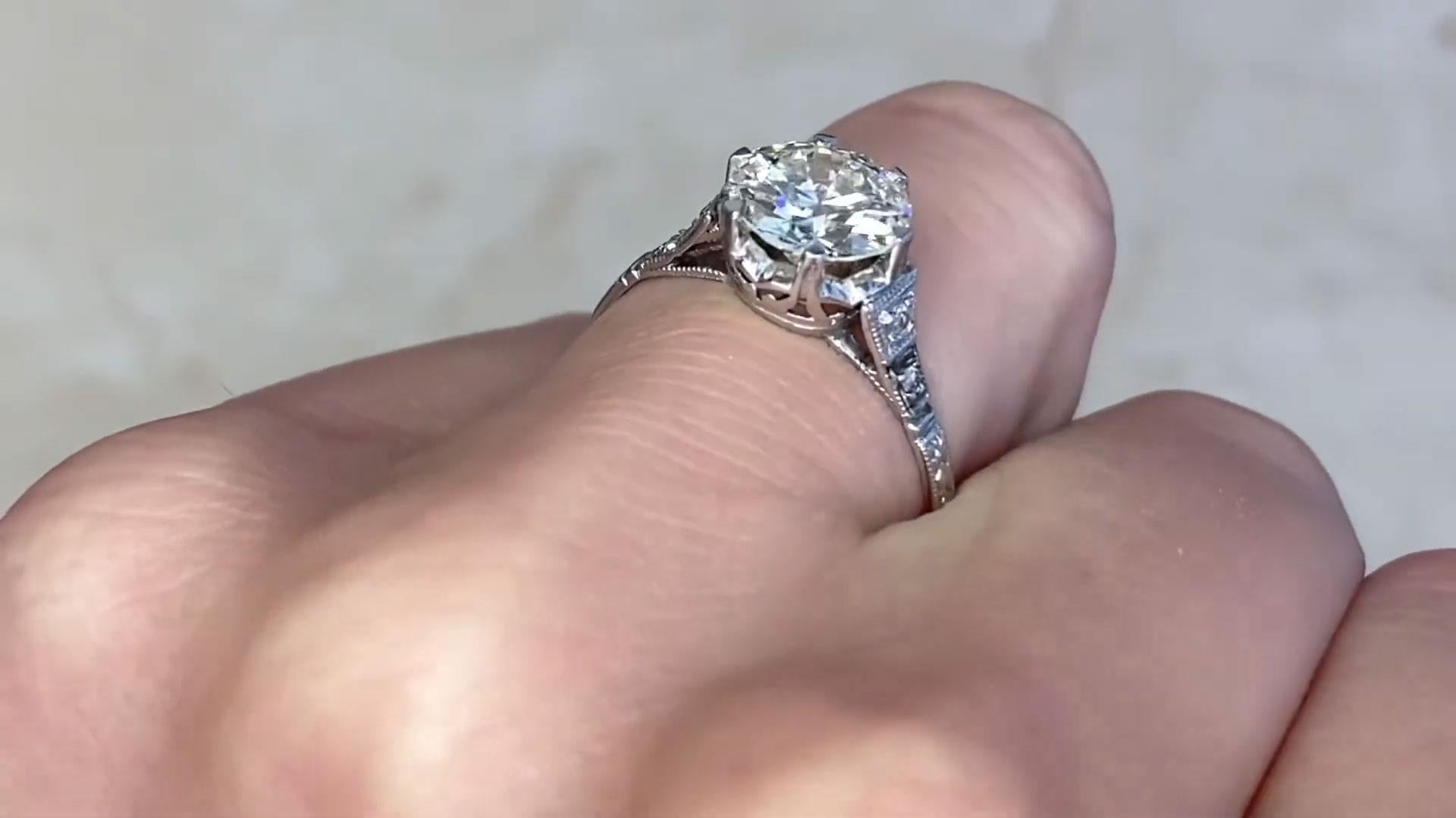 Taille vieille Europe Bague de fiançailles ancienne en platine avec diamant taille européenne ancienne (environ 1,60 carat) en vente