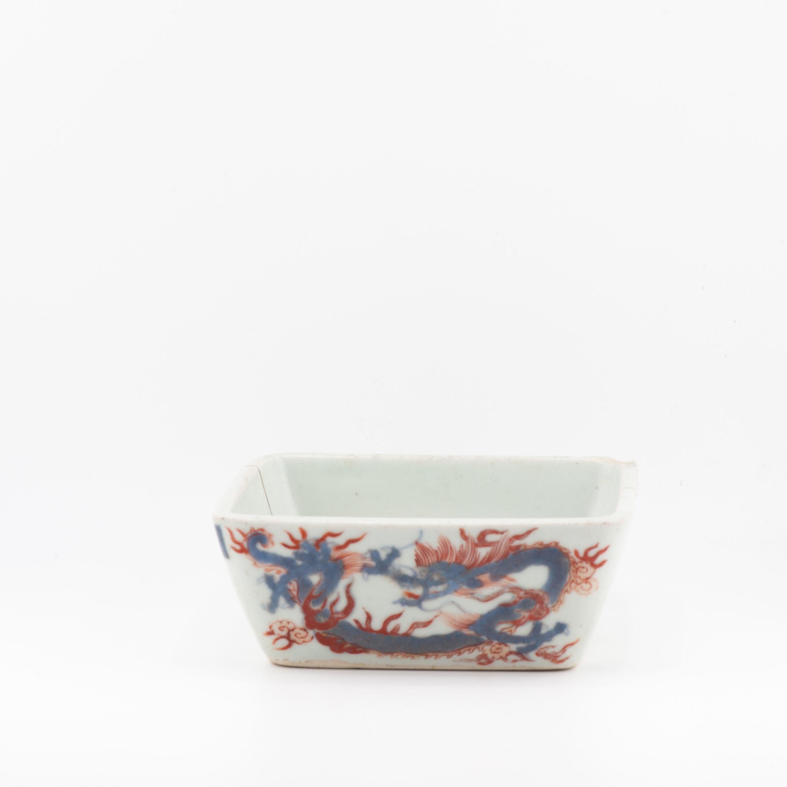 Porcelain Antique 1660-1700 Japanese Polychrome Plate Landscape Dragon Phoenix For Sale