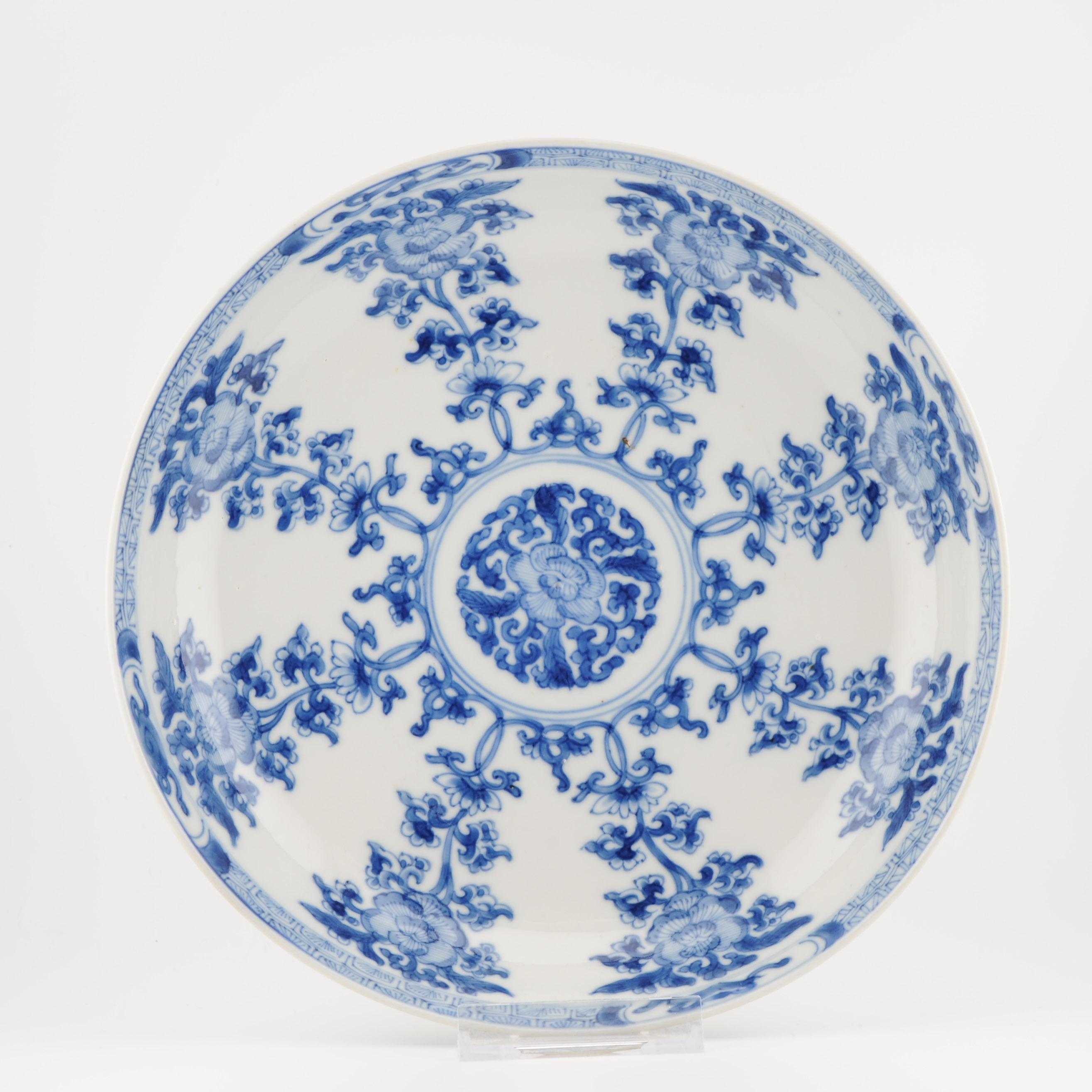 18th Century and Earlier Antique 1680-1700 Chinese Porcelain Dish Kangxi Blue White Marked Base For Sale