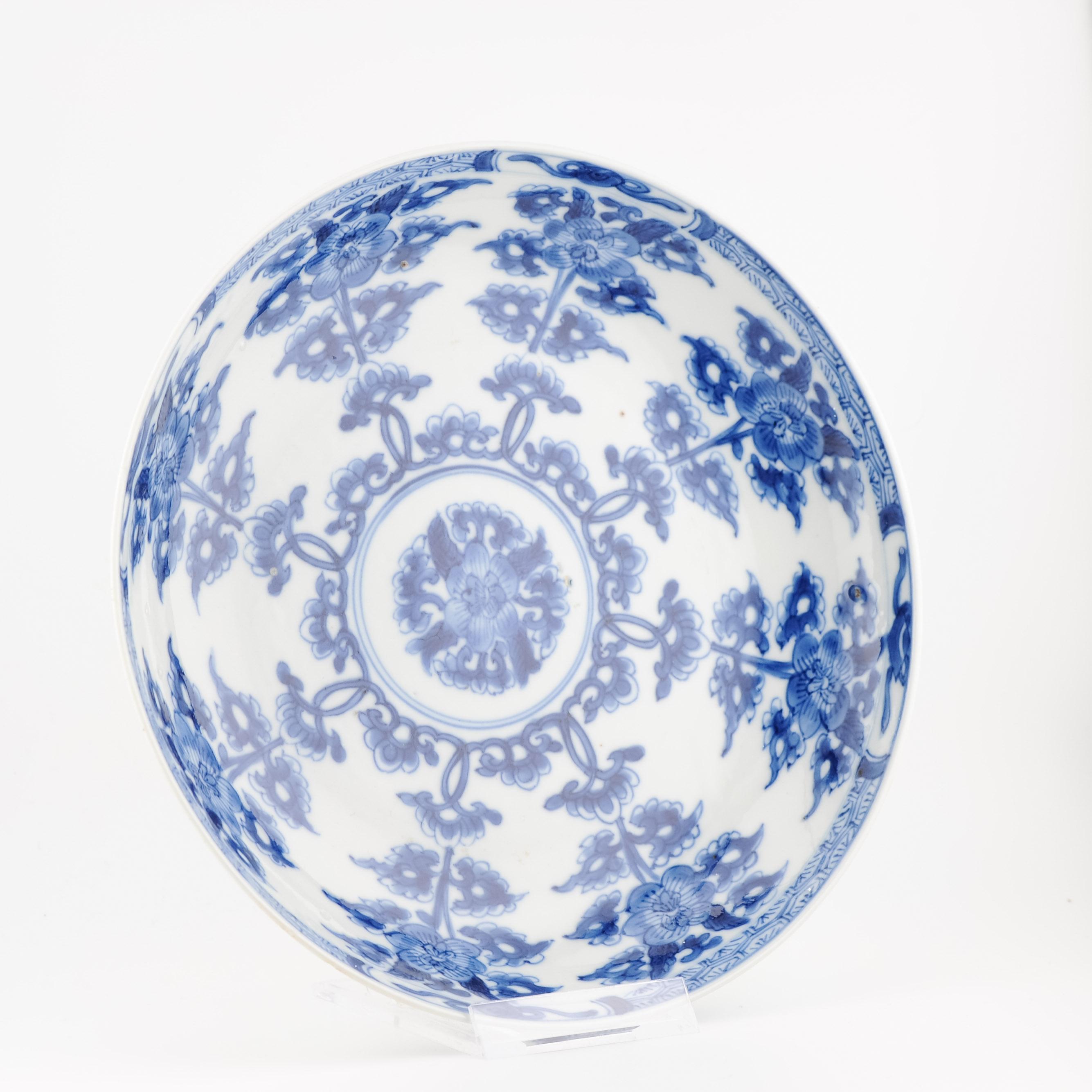 Antique 1680-1700 Chinese Porcelain Dish Kangxi Blue White Marked Base 1