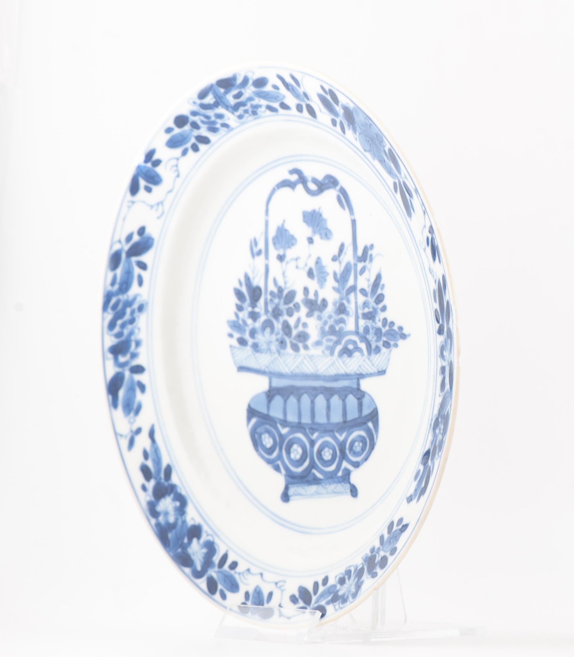 Ming Antique 1680-1700 Chinese Porcelain Plate Kangxi Blue White Chenghua Mark For Sale