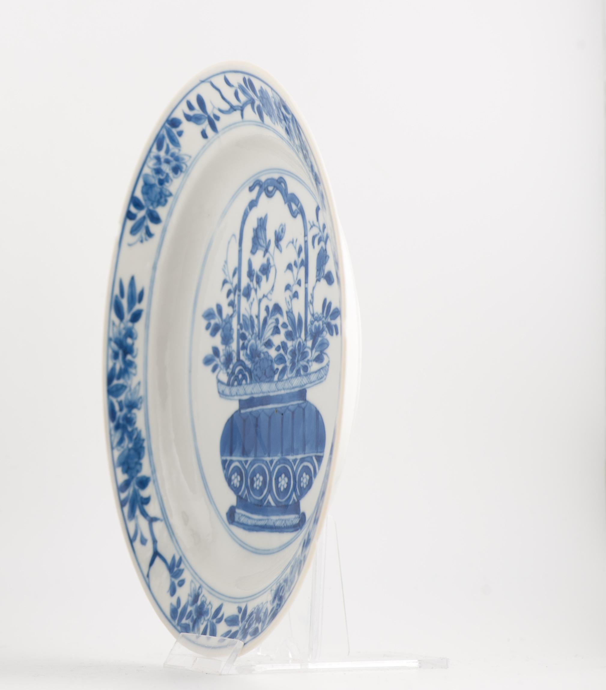 Antique 1680-1700 Chinese Porcelain Plate Kangxi Blue White Chenghua Mark For Sale 3