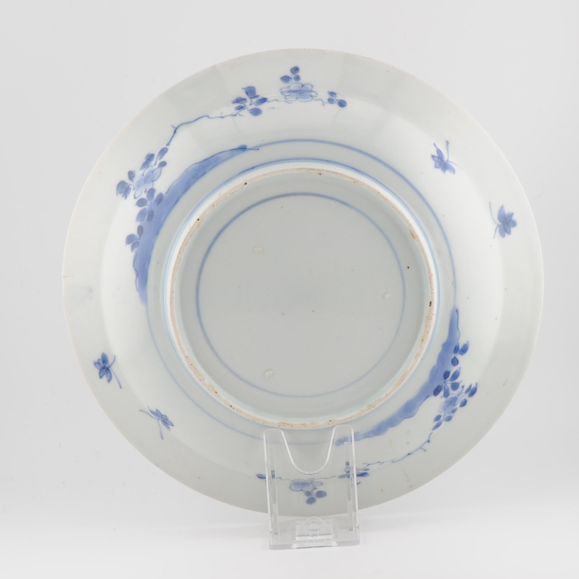 Antico piatto giapponese di livello superiore Kakiemon del 1680-1700 con uccelli e fiori in vendita 5