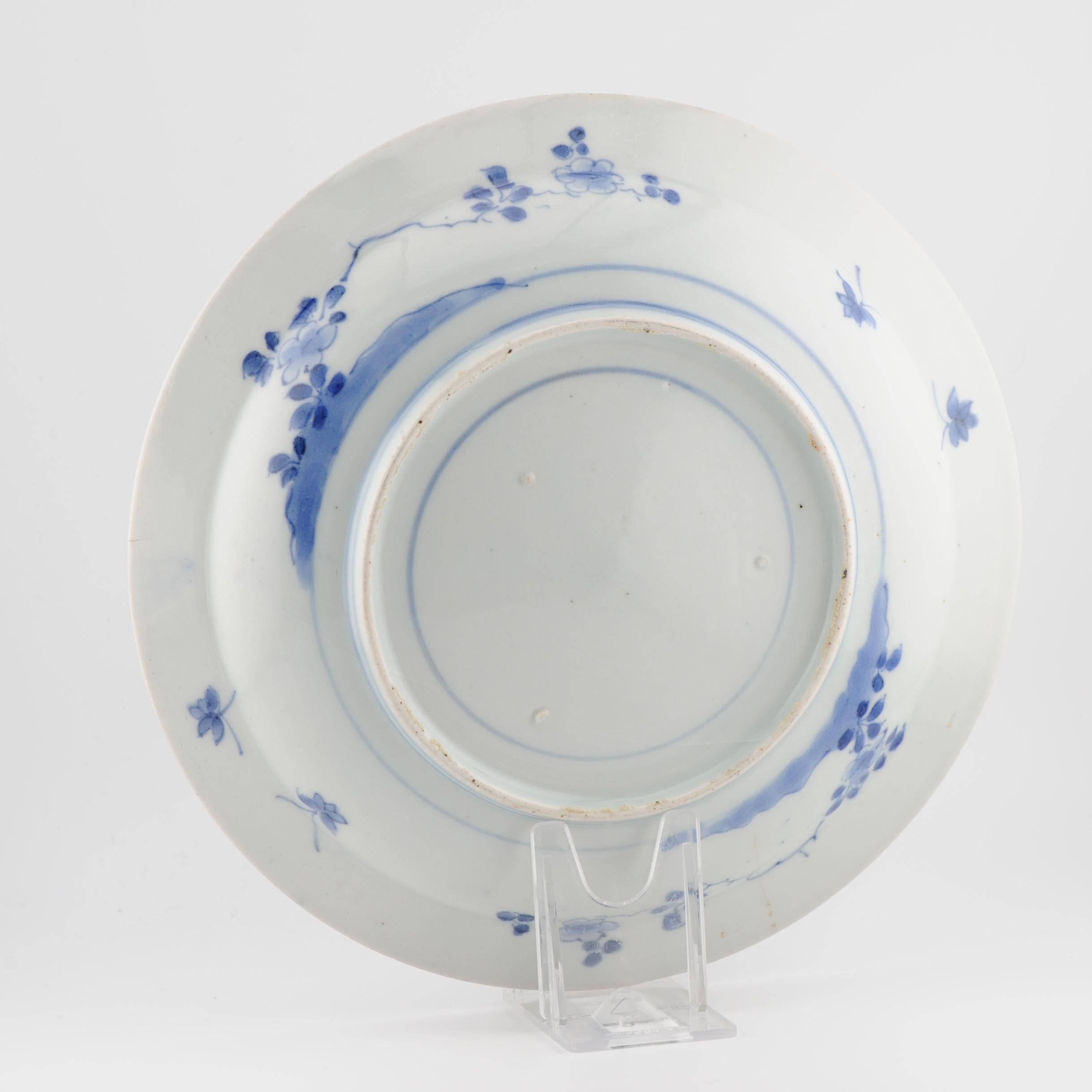 Antico piatto giapponese di livello superiore Kakiemon del 1680-1700 con uccelli e fiori in vendita 3