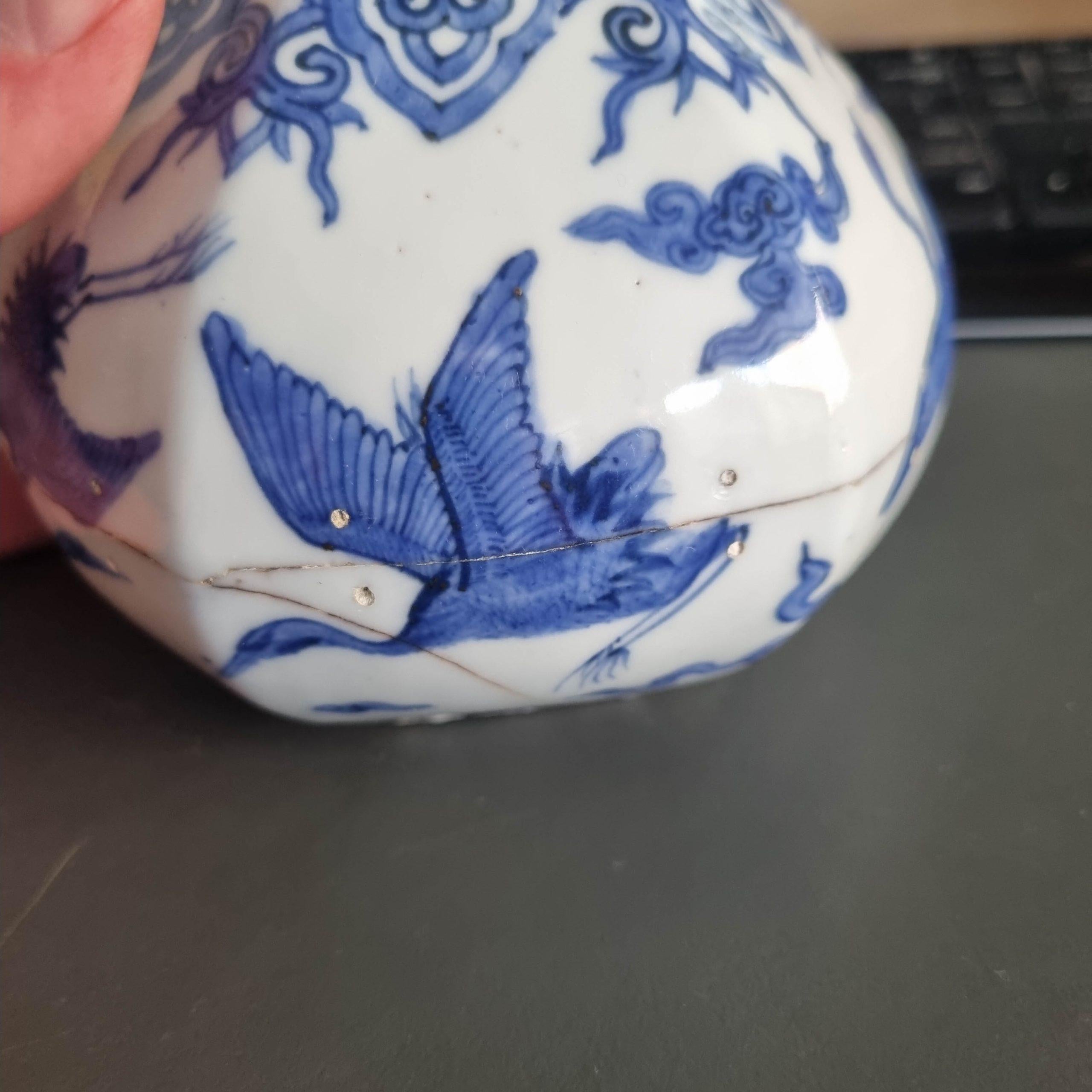 Antique 16C Ming Jiajing Vase Chinese Porcelain Blue White Cranes. Hare Mark For Sale 1