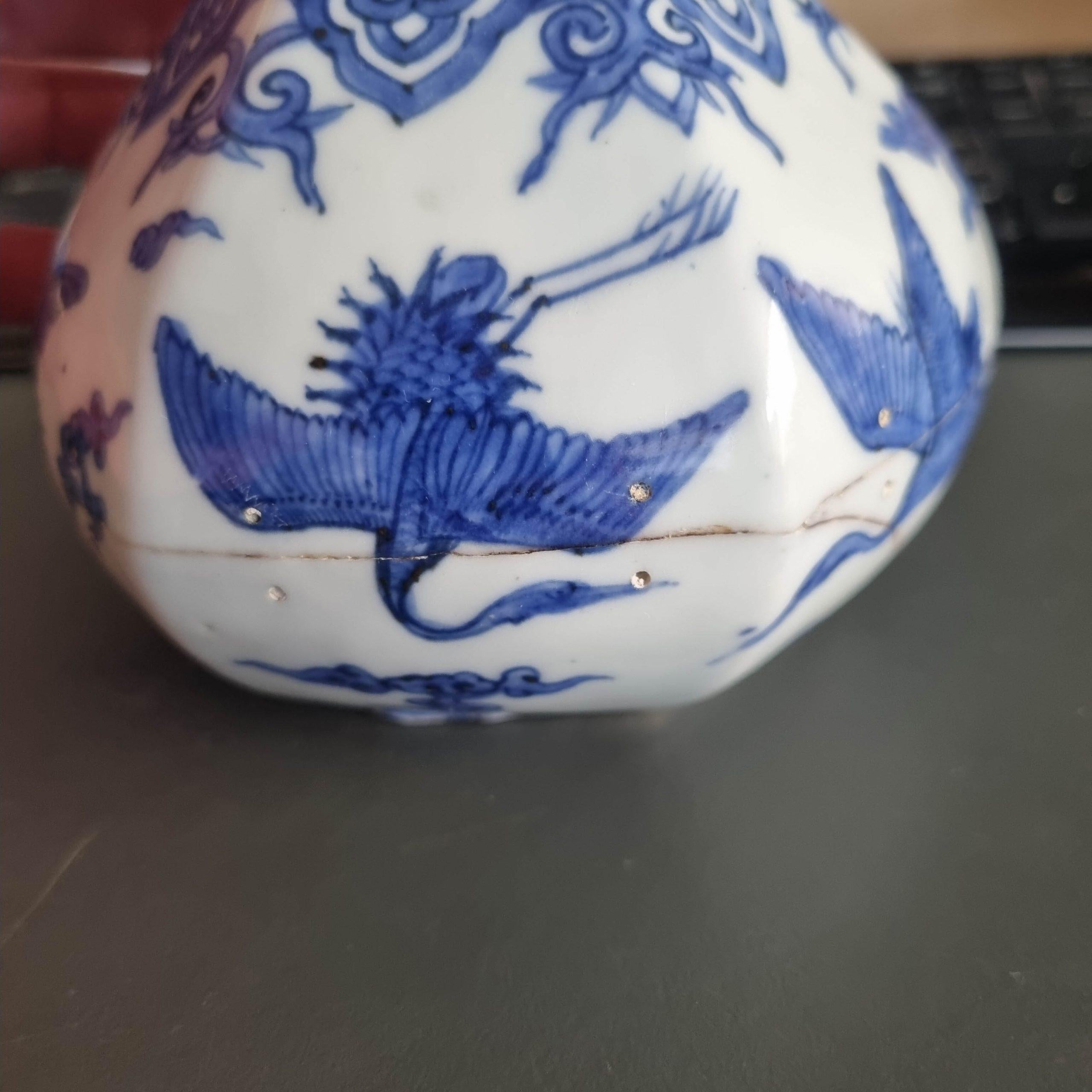 Antique 16C Ming Jiajing Vase Chinese Porcelain Blue White Cranes. Hare Mark For Sale 3