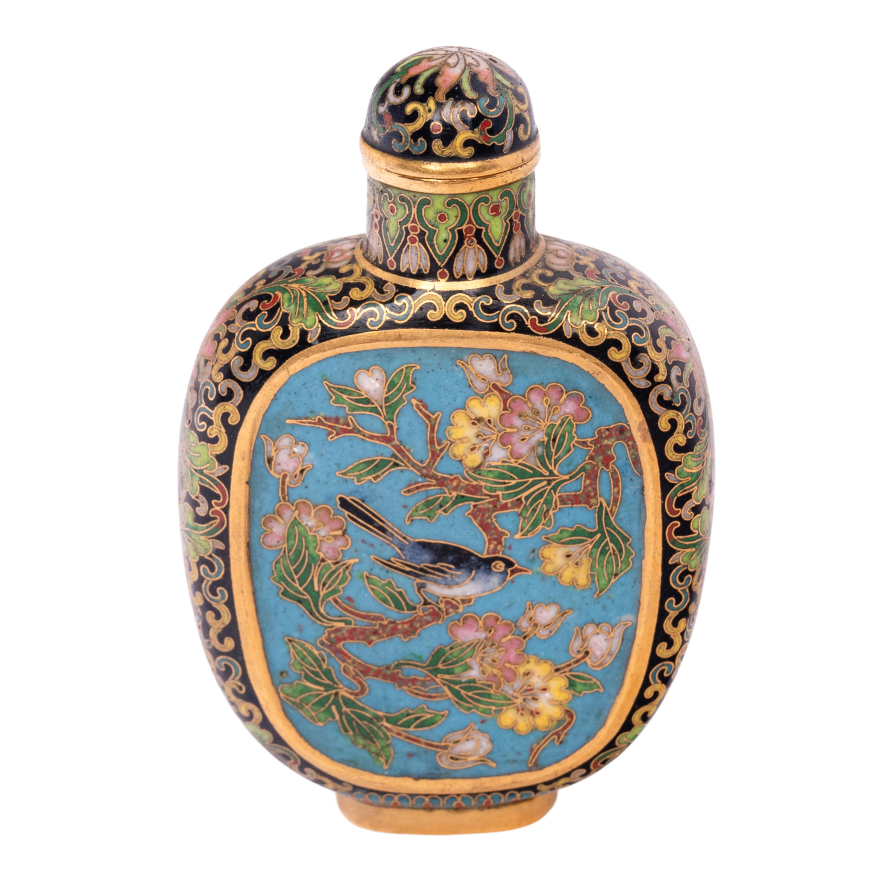 18th Century and Earlier Antique 16k Gold Chinese Qianlong Cloisonne Enamel Snuff Bottle Mark & Period For Sale