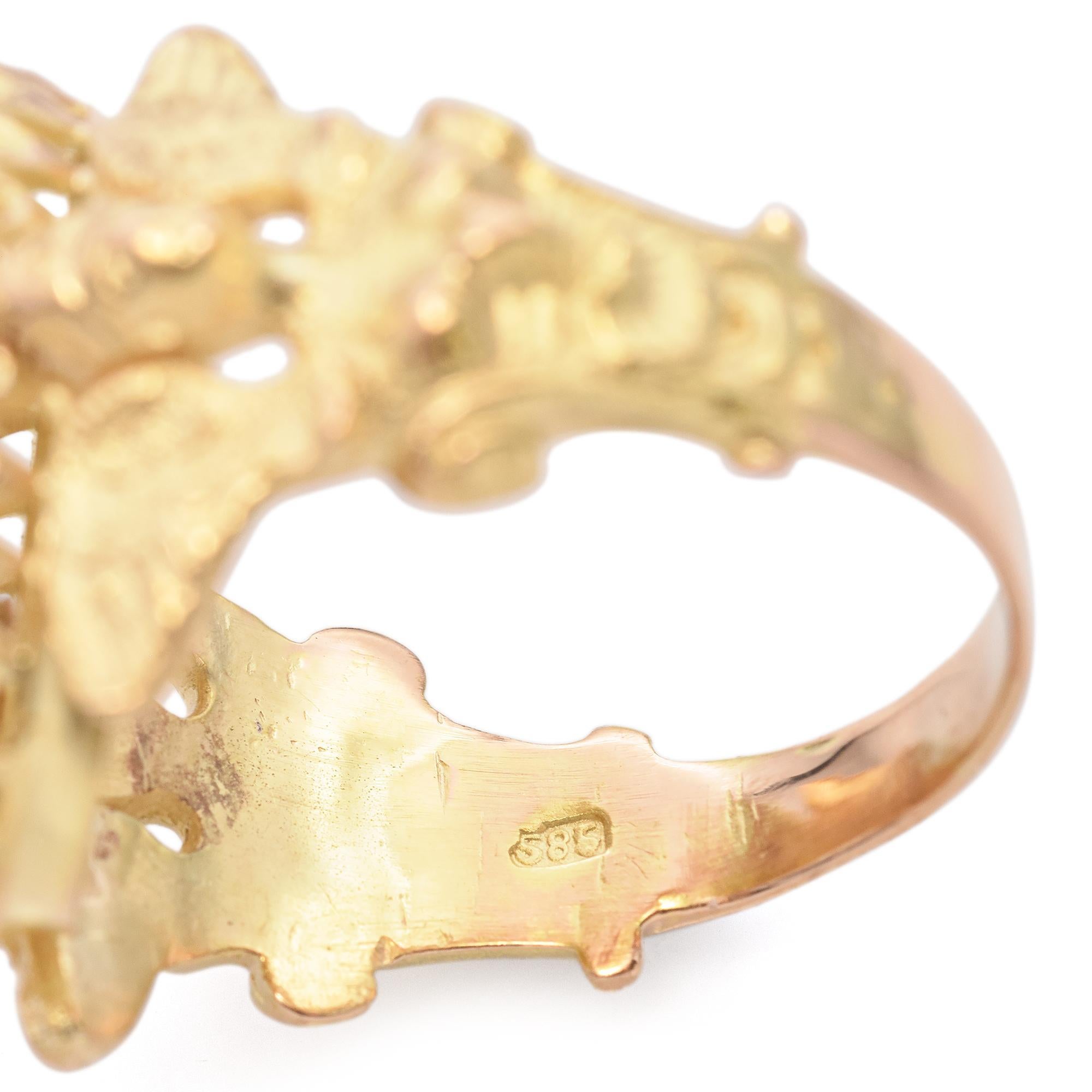 Antique 16k Yellow Gold and Enamel 