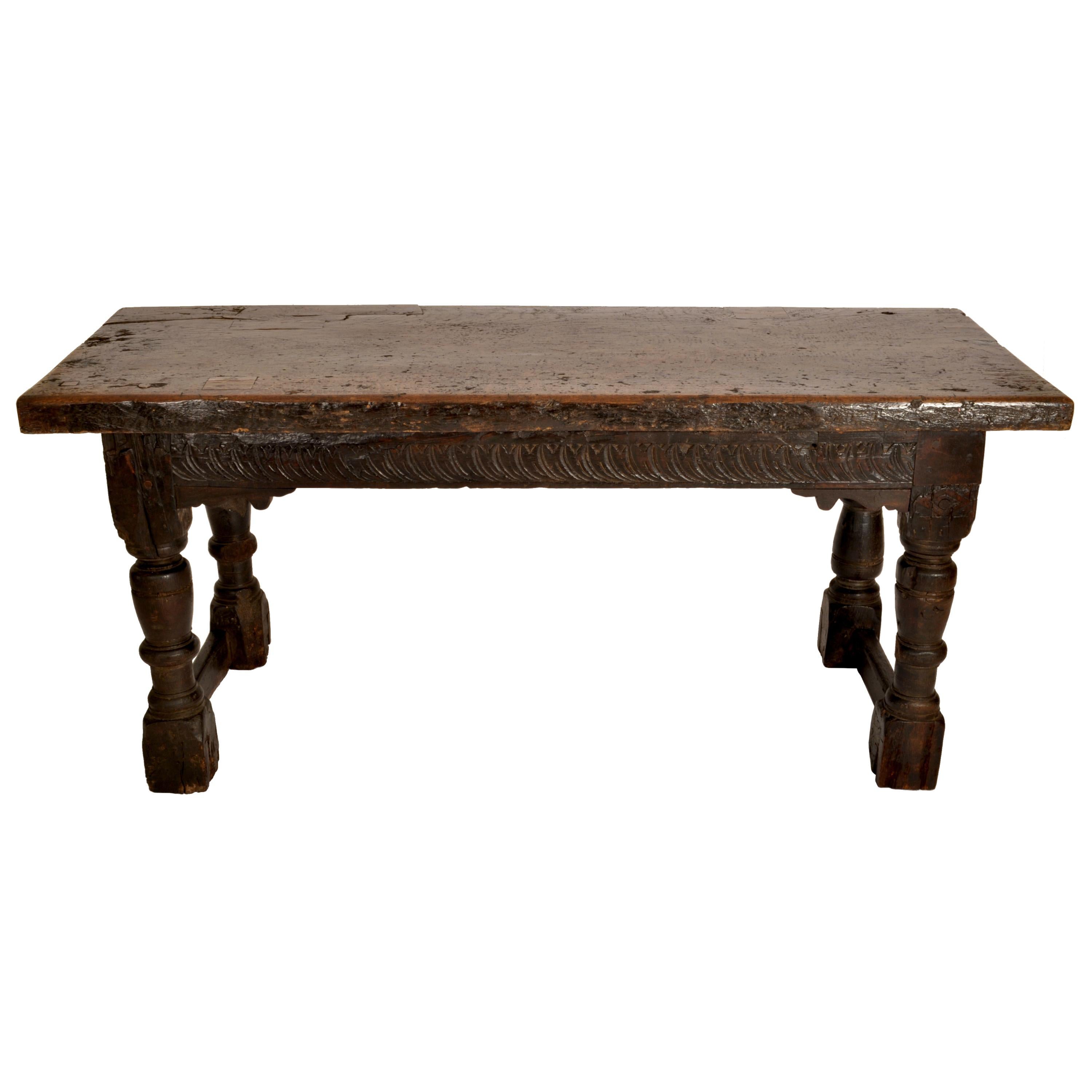 Antique 16th Century Elizabethan Tudor Carved Oak Dining Refectory Table, 1550 In Good Condition In Portland, OR