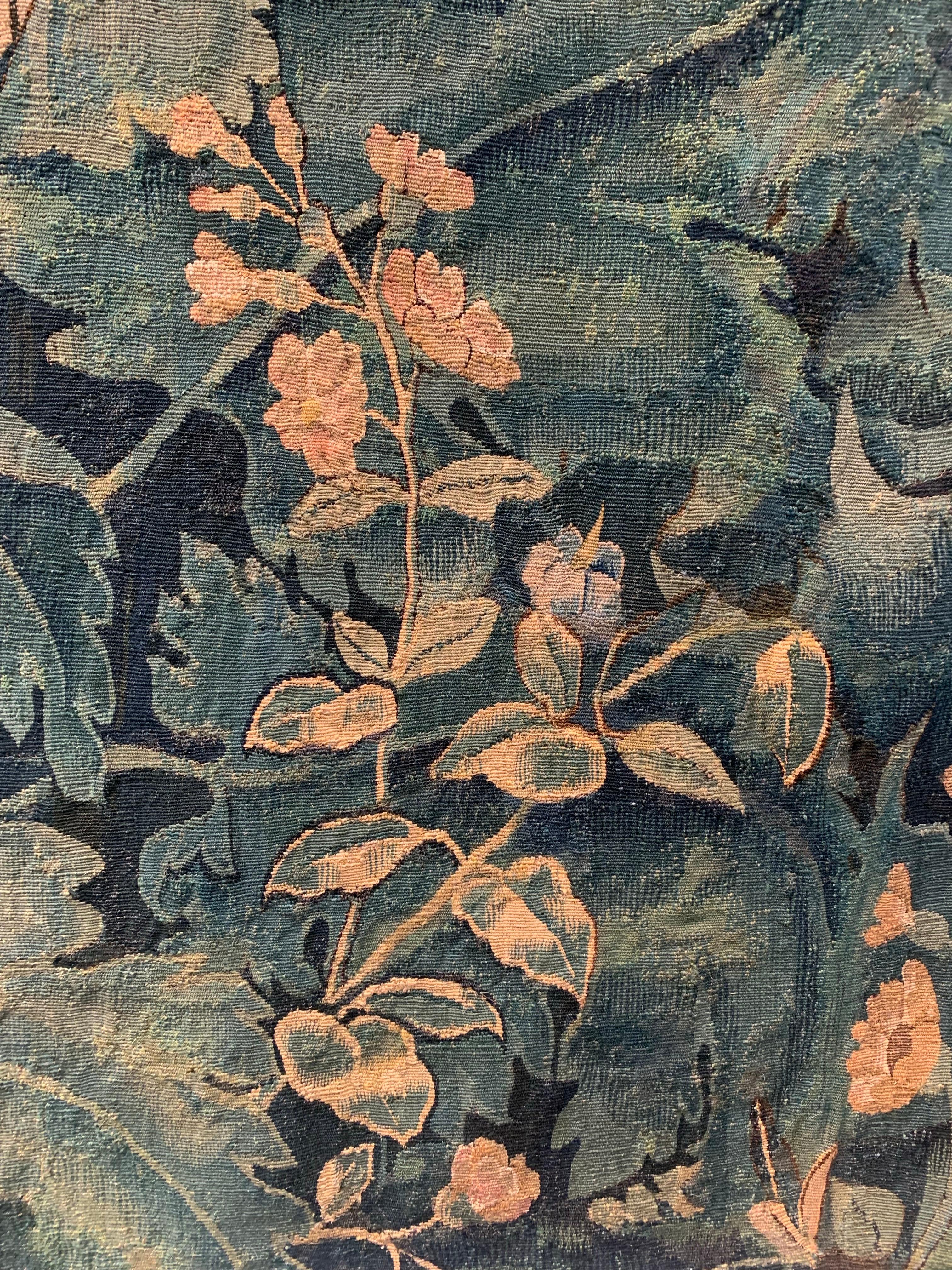 Renaissance Ancienne tapisserie flamande du 16ème siècle en Verdure Feuilles de Choux en vente