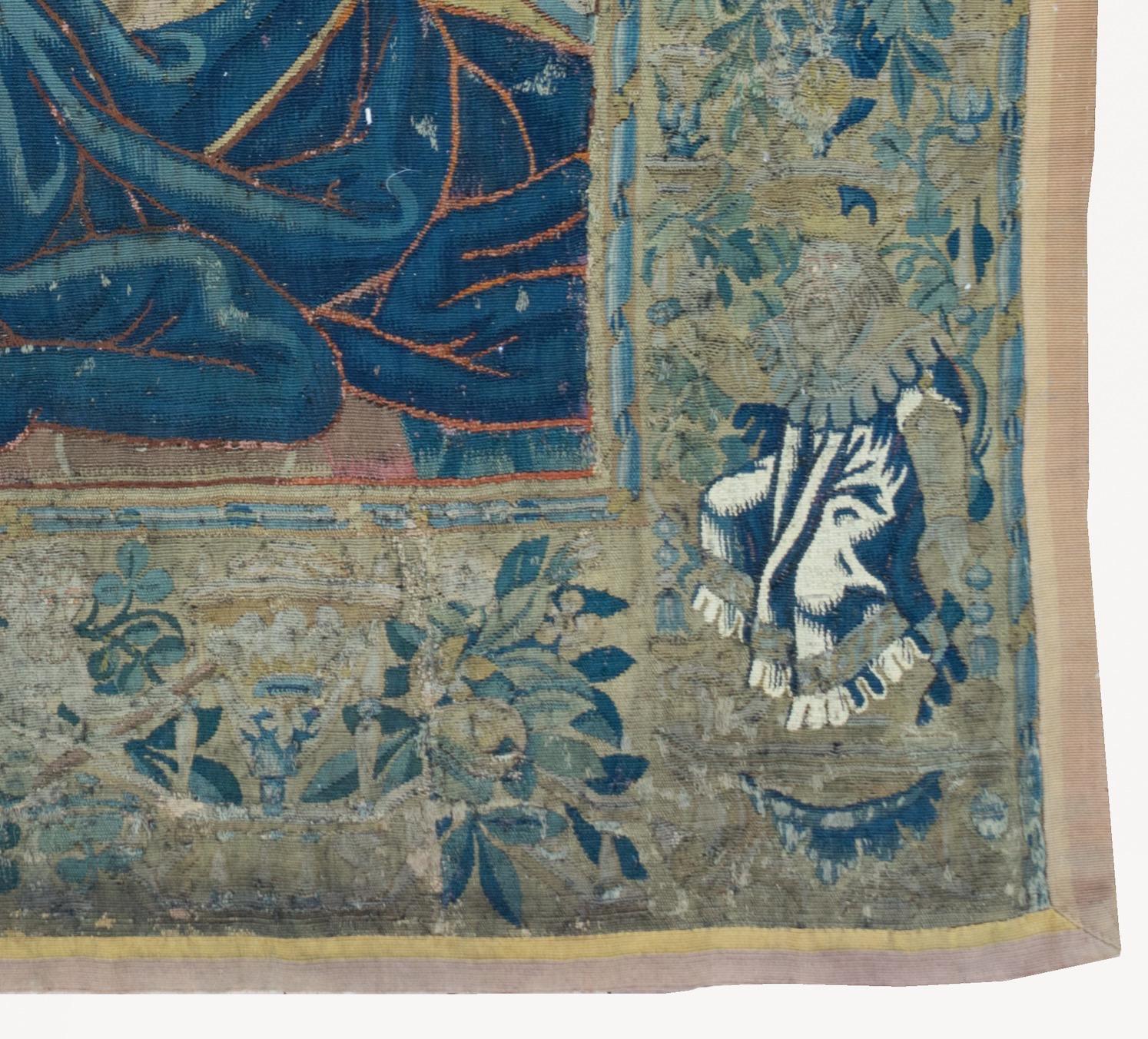 Tapisserie Ancienne tapisserie biblique de la Renaissance flamande du XVIe siècle, bleu marine et or en vente