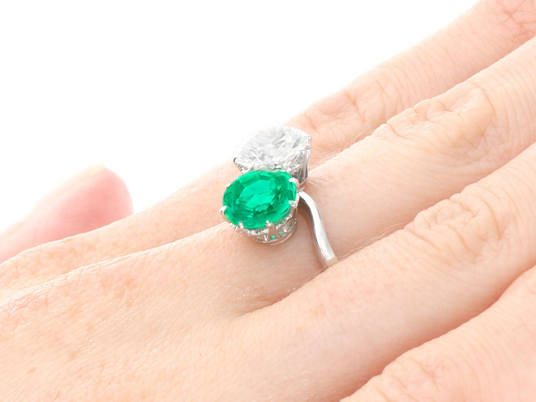 Antique 1.70 Carat Colombian Emerald and 2.18 Carat Diamond Platinum Twist Ring For Sale 2