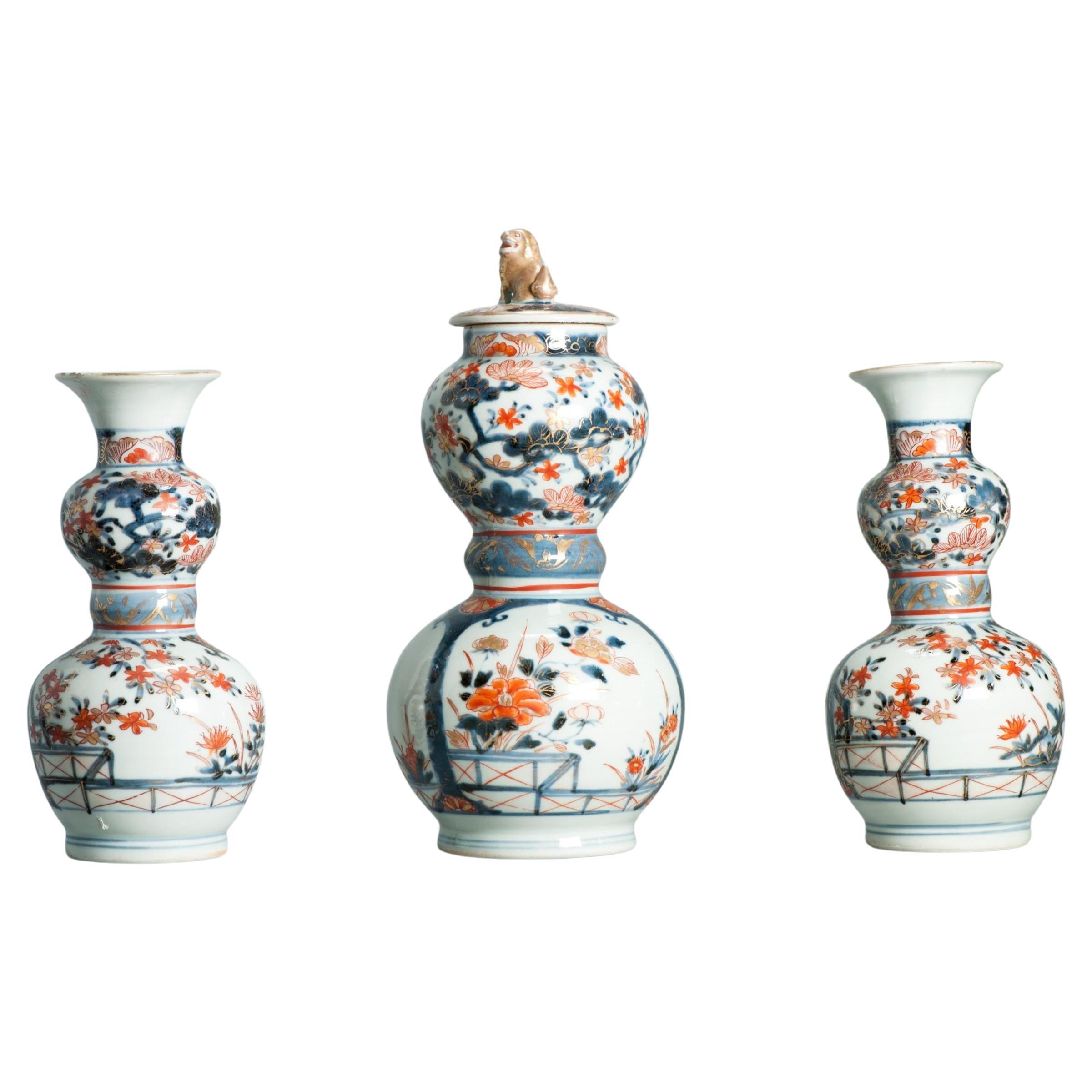 Ancienne 1700-1720 Porcelaine japonaise Imari Edo Garniture Vase Fleurs Shishi