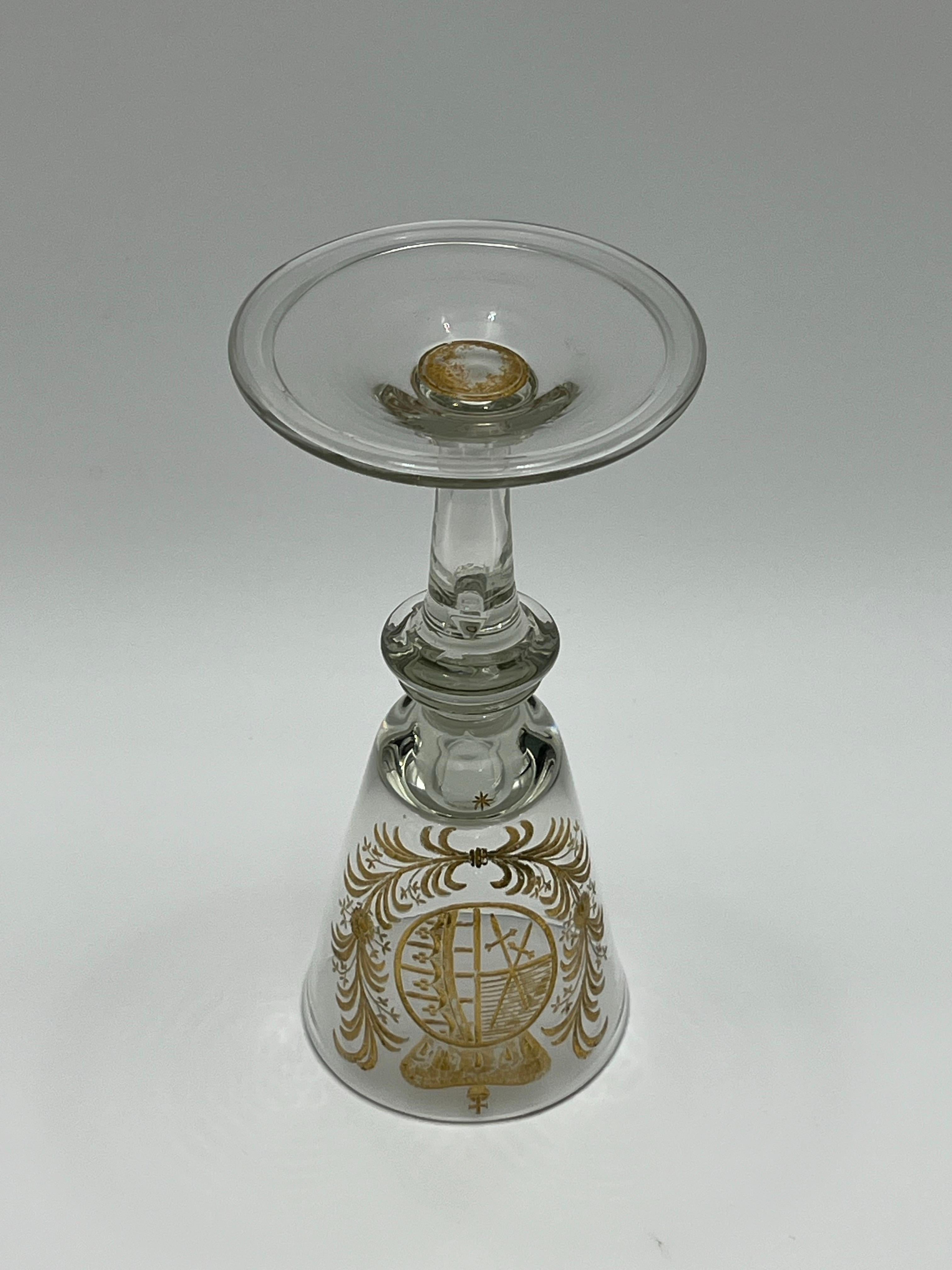 Copa de vino antigua de 1700 con grabado - Escudo de armas en venta 7