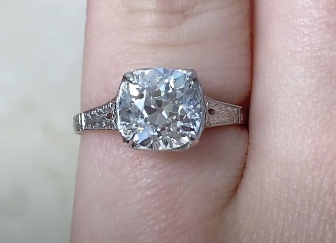 Women's Antique 1.72ct Old European Cut Diamond Engagement Ring, Platinum For Sale