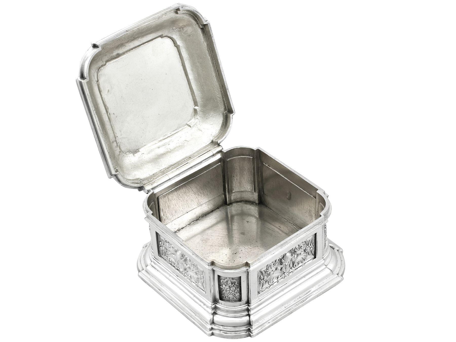 English 1733 George II Sterling Silver Toilet Boxes For Sale