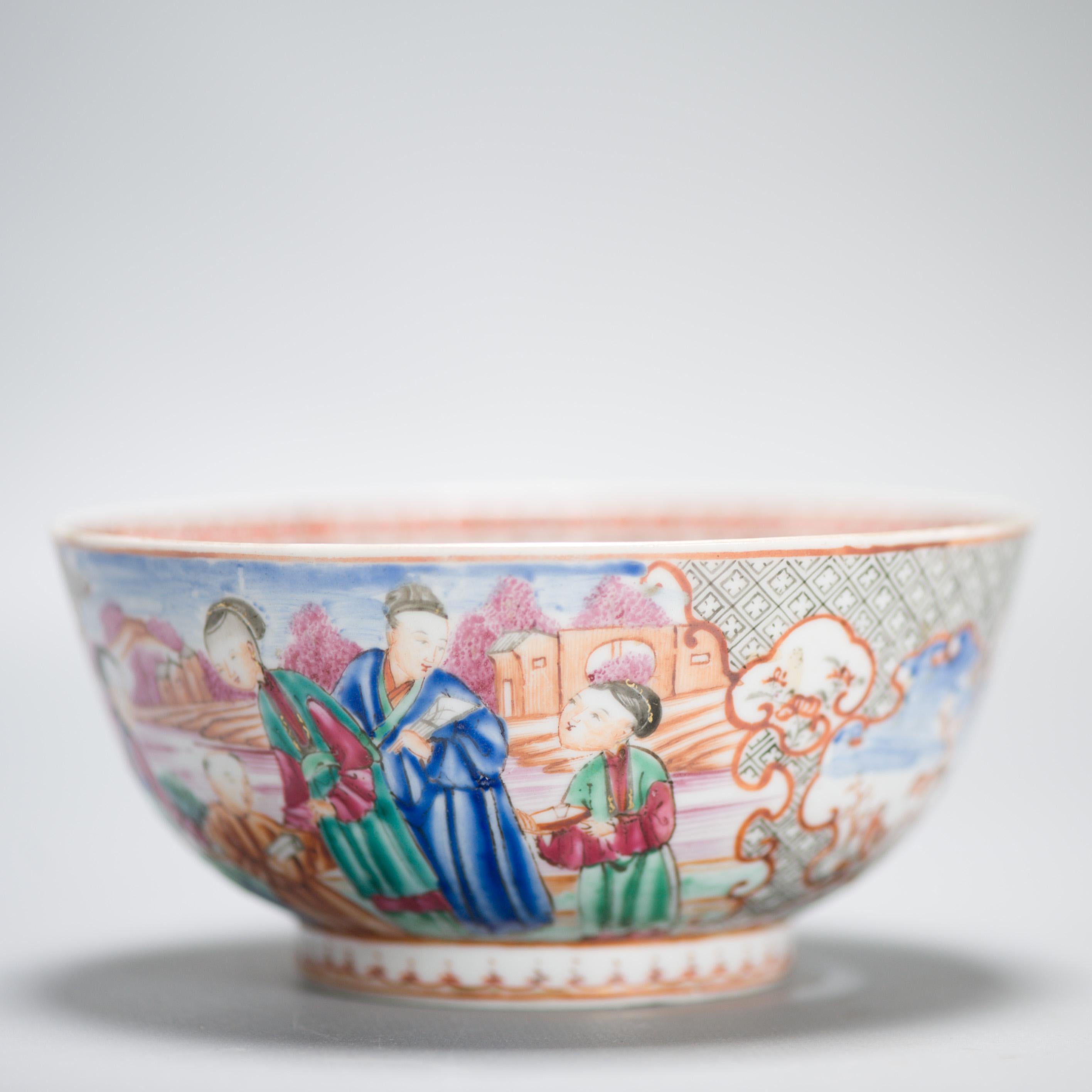 Antique 1740-1750 Chinese Porcelain Bowl China Figural Rose Qianlong Period For Sale 8