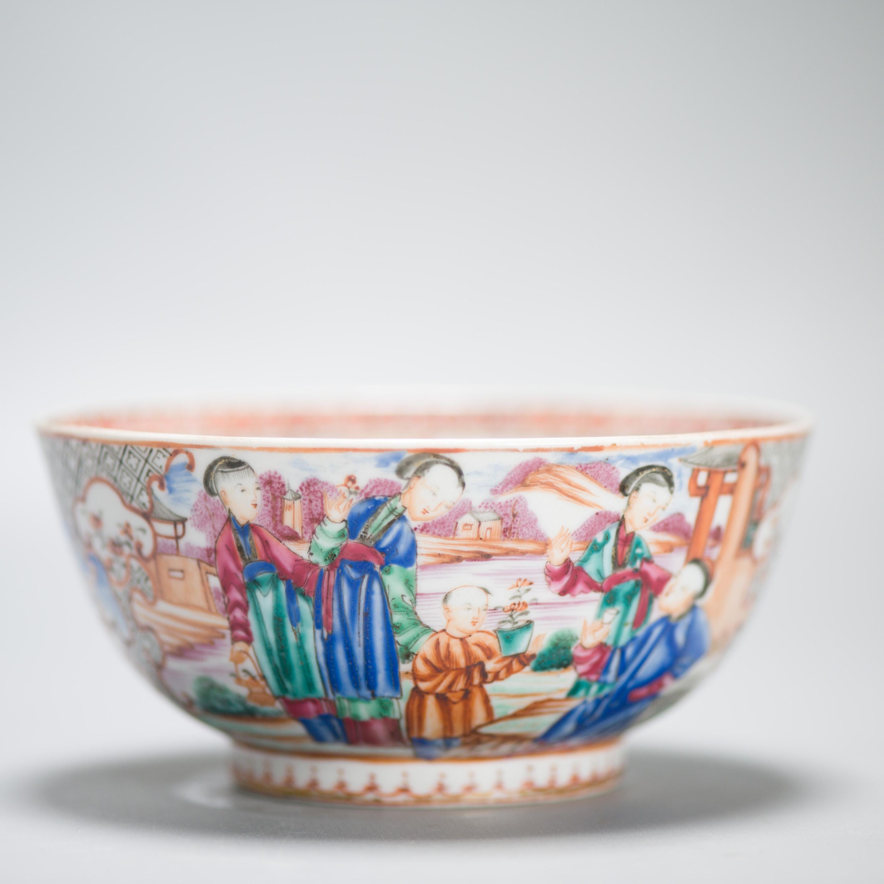 Antique 1740-1750 Chinese Porcelain Bowl China Figural Rose Qianlong Period For Sale 4