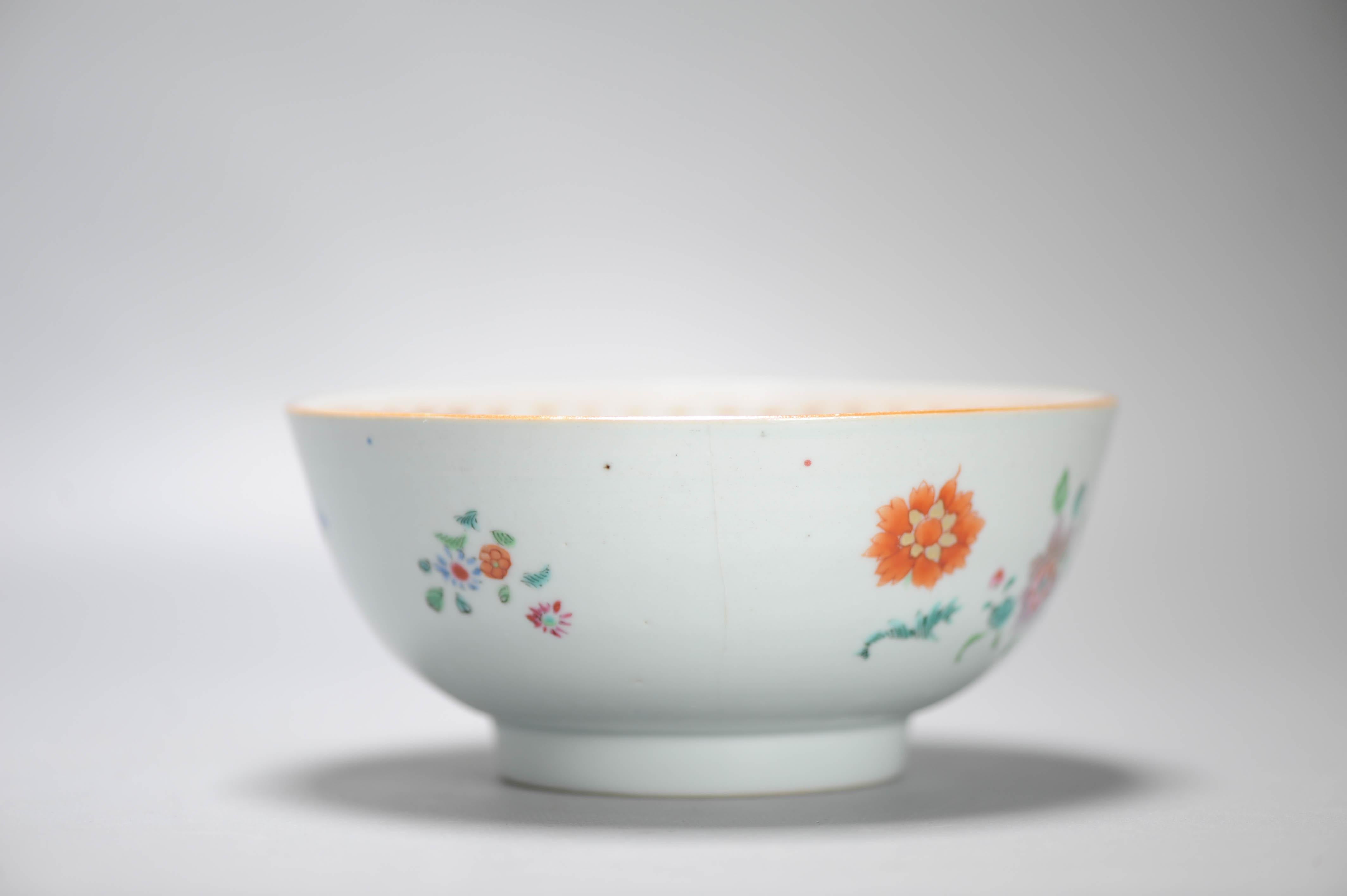 Bol en porcelaine chinoise antique Qianlong Rose Figural Période 1740-1750 en vente 2