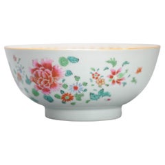 Antique 1740-1750 Chinese Porcelain Bowl China Figural Rose Qianlong Period
