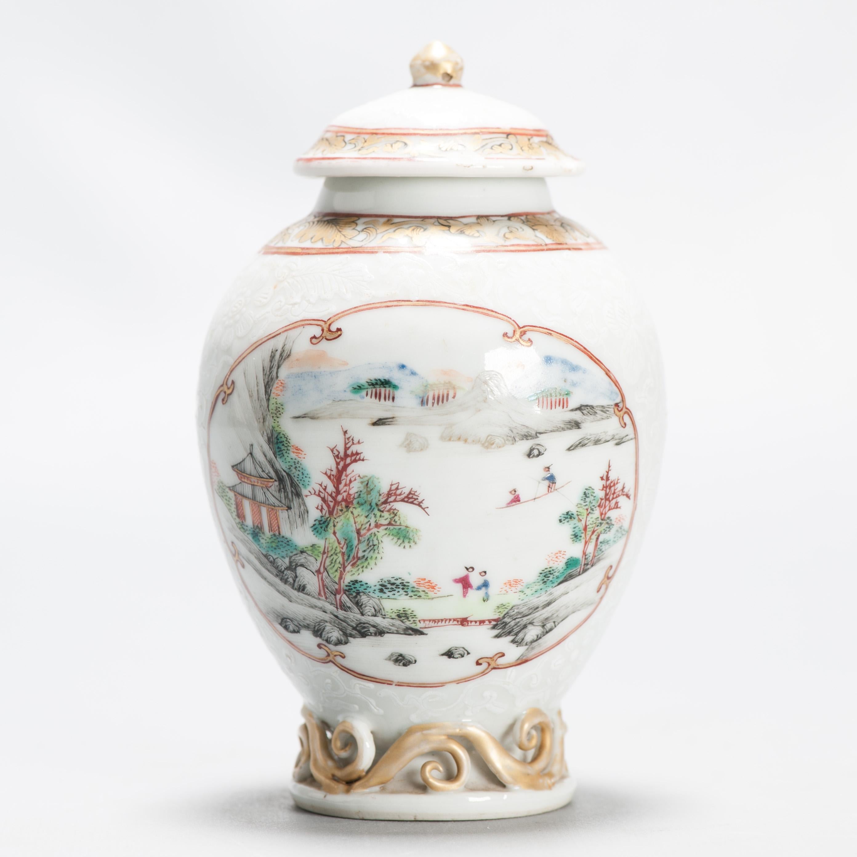 Antique 1740-1750 Chinese Porcelain Yongzheng/Qianlong Tea Caddy Famille Rose For Sale 6