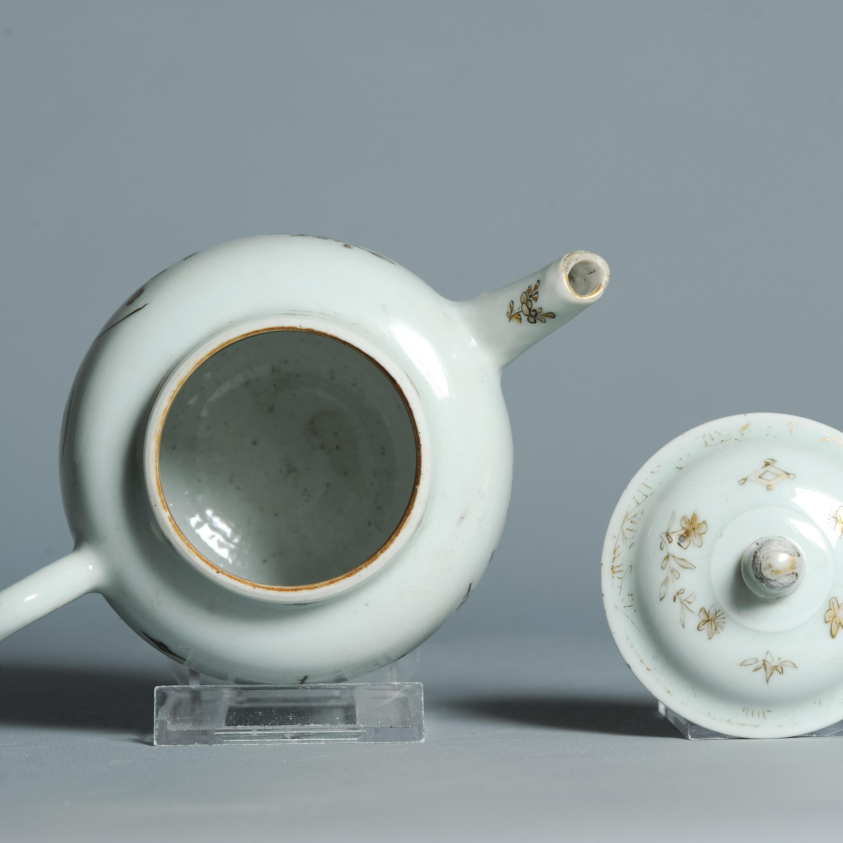 Antique 1740-1760 Chinese Porcelain Teapot China Gold Decoration Qianlong Period For Sale 7
