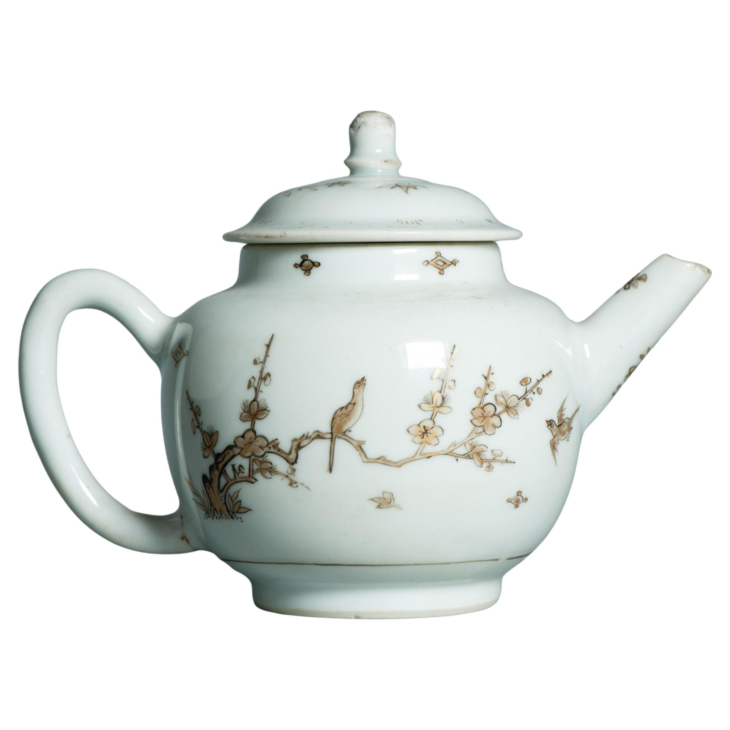 Antique 1740-1760 Chinese Porcelain Teapot China Gold Decoration Qianlong Period For Sale