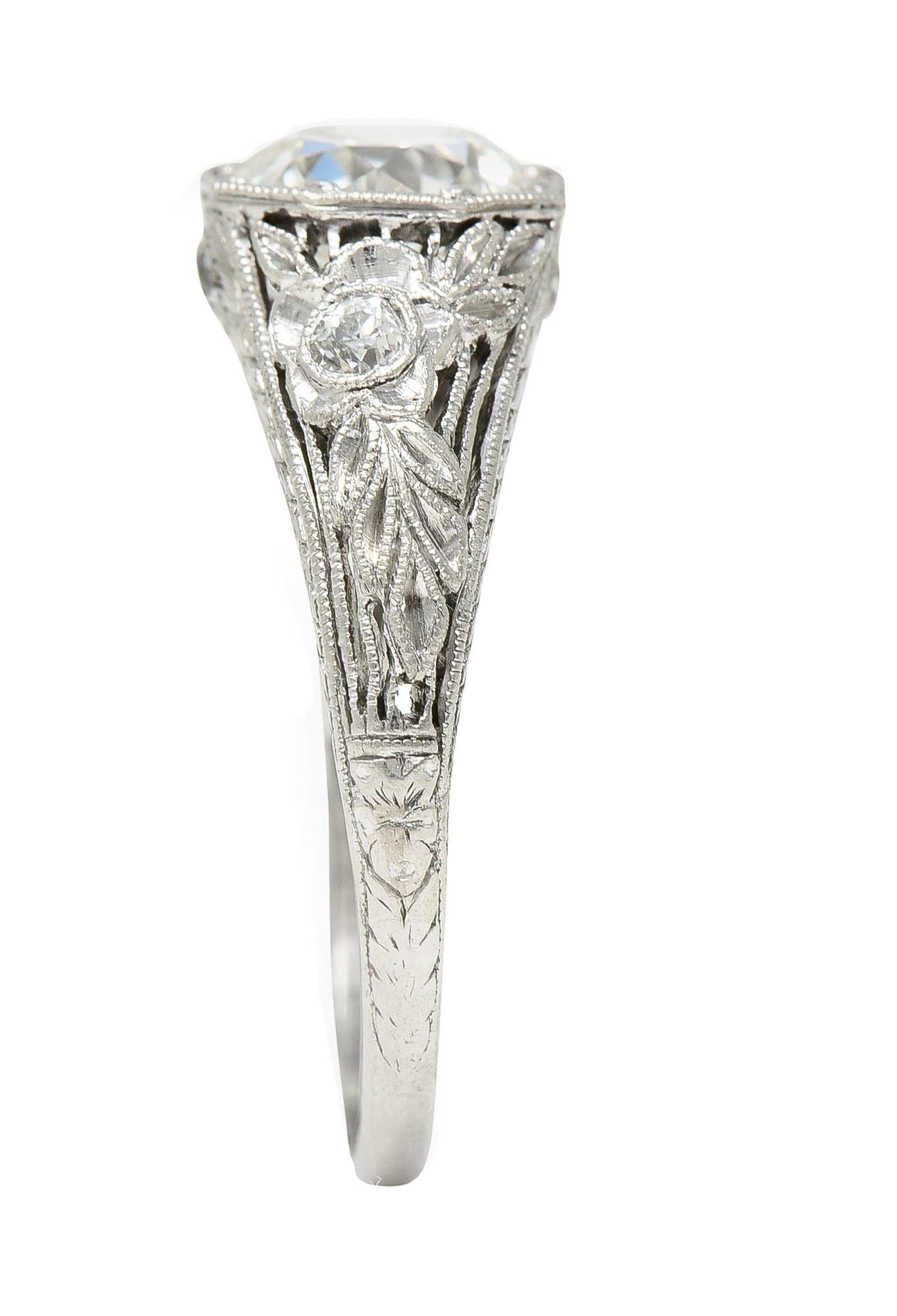 Antique 1.75 Carats Diamond Platinum Floral Laurel Engagement Ring For Sale 2