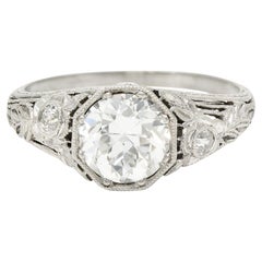 Vintage 1.75 Carats Diamond Platinum Floral Laurel Engagement Ring