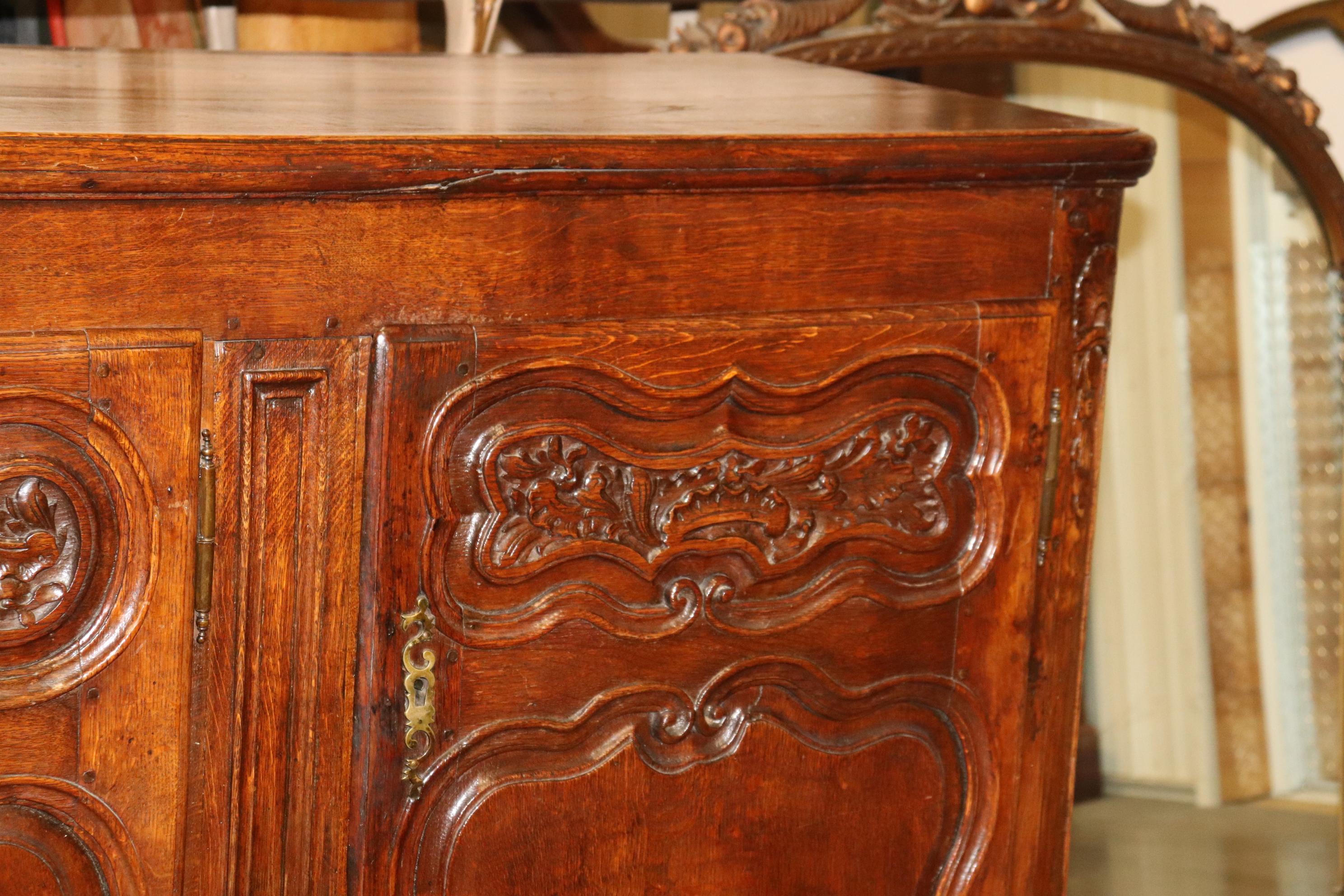 Antique 1770s Era Country French Solid Walnut Carved Sideboard Buffet In Good Condition For Sale In Swedesboro, NJ