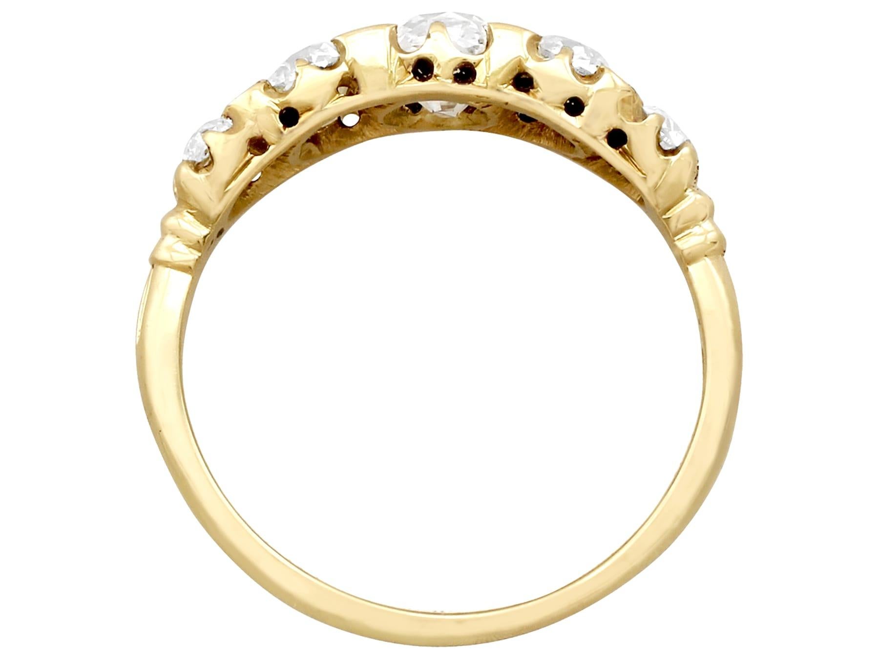 De las mujeres Anillo victoriano de cinco piedras de oro amarillo y diamantes de 1,78 quilates en venta