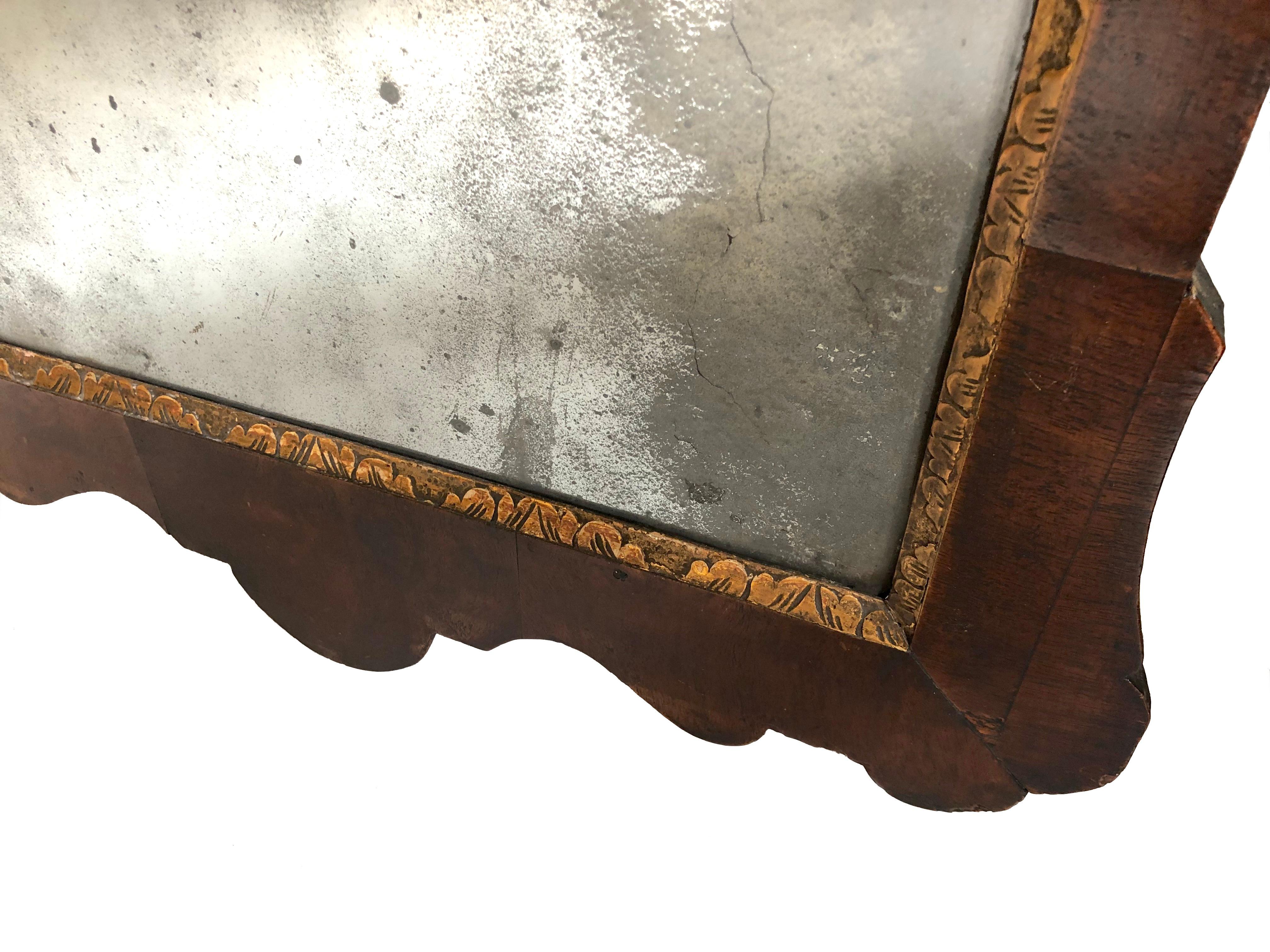Antique 1780 English Carved Walnut Wood Chippendale Wall Mirror In Good Condition For Sale In Munich, DE