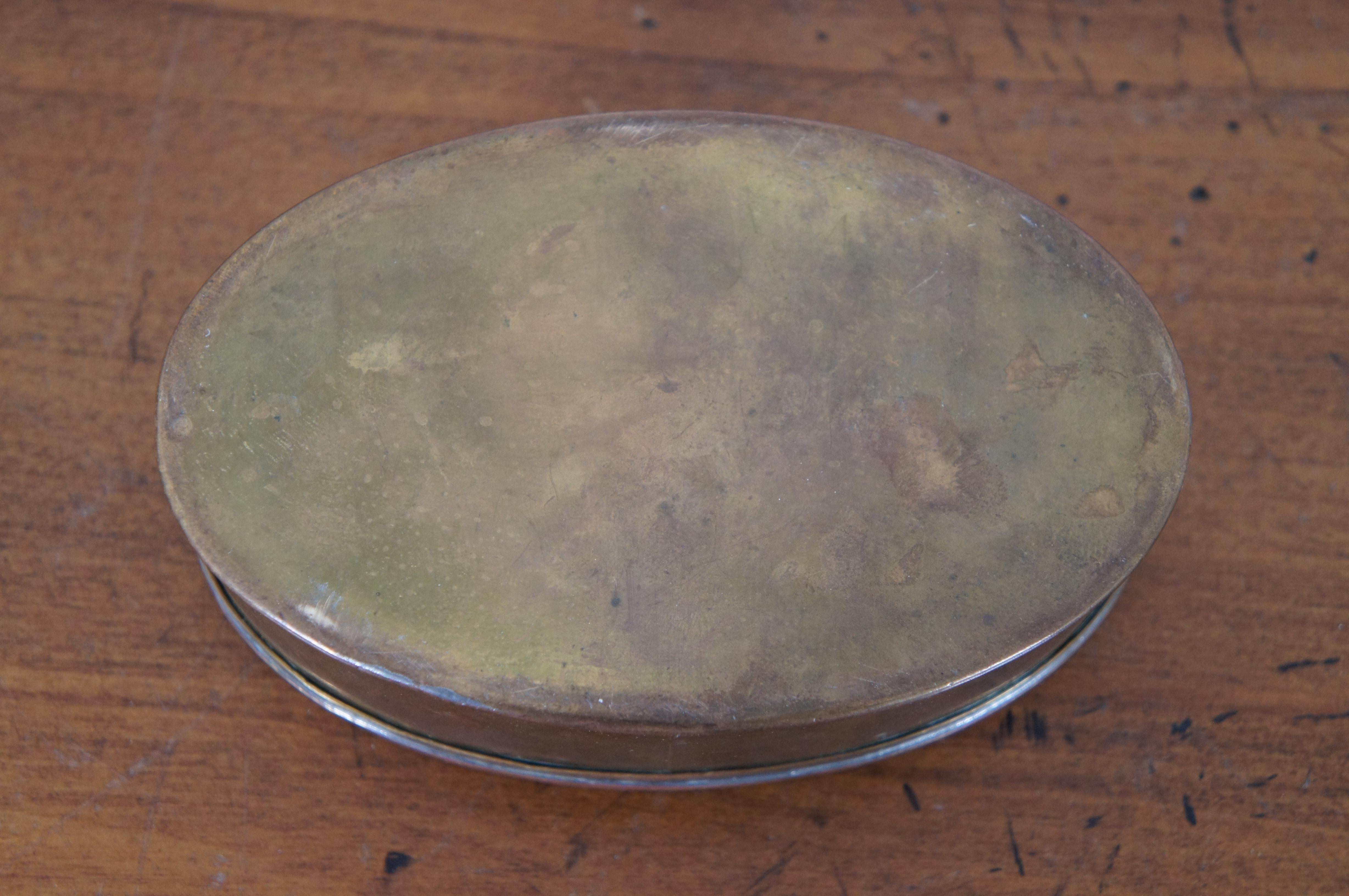Antique 1780 Mottahedeh G Mills Tunbridge Oval Brass Tobacco Snuff Box For Sale 2