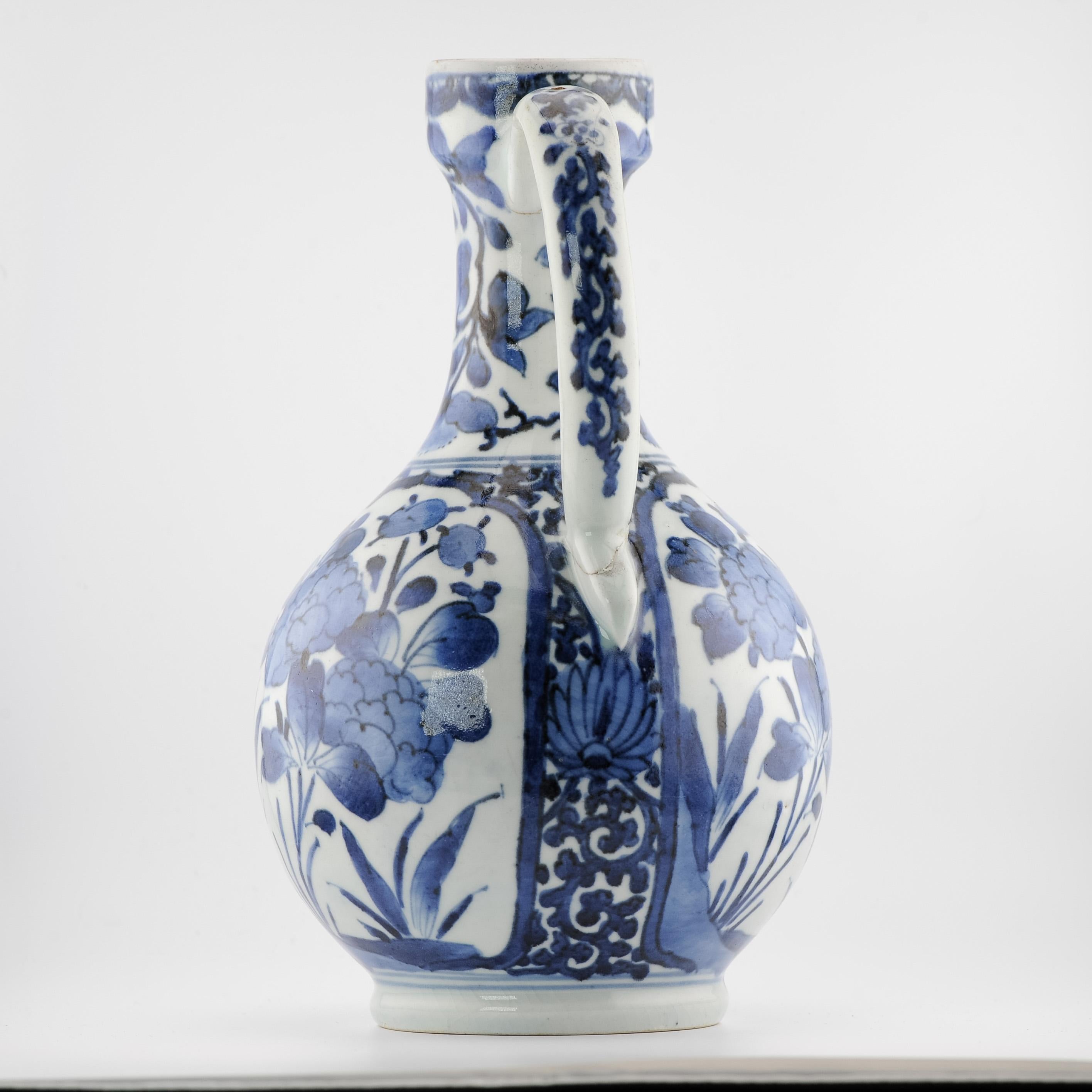 Antique 17C Japanese Porcelain Blue White Edo Period Arita Jug Ewer Flowers For Sale 6