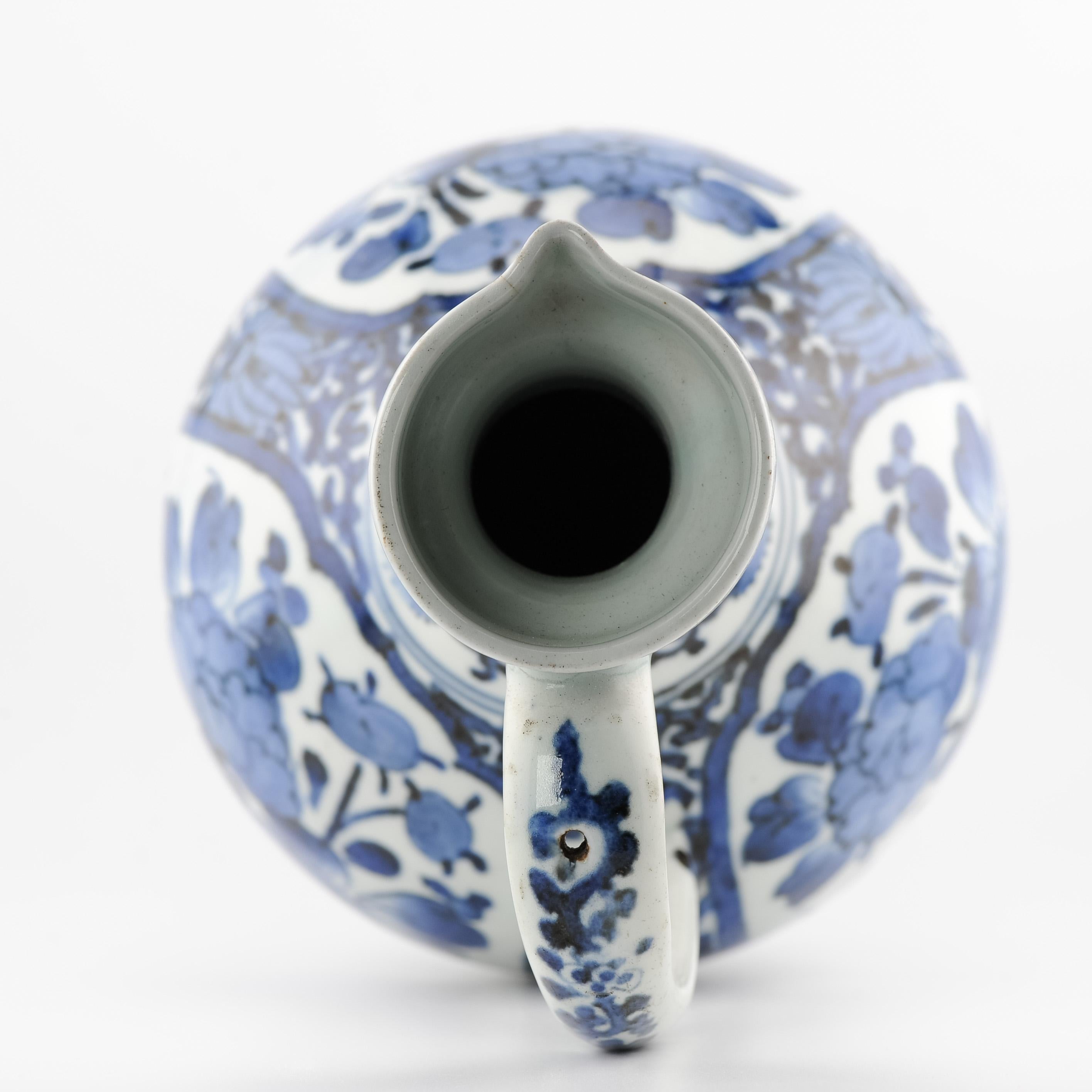 Antique 17C Japanese Porcelain Blue White Edo Period Arita Jug Ewer Flowers For Sale 7