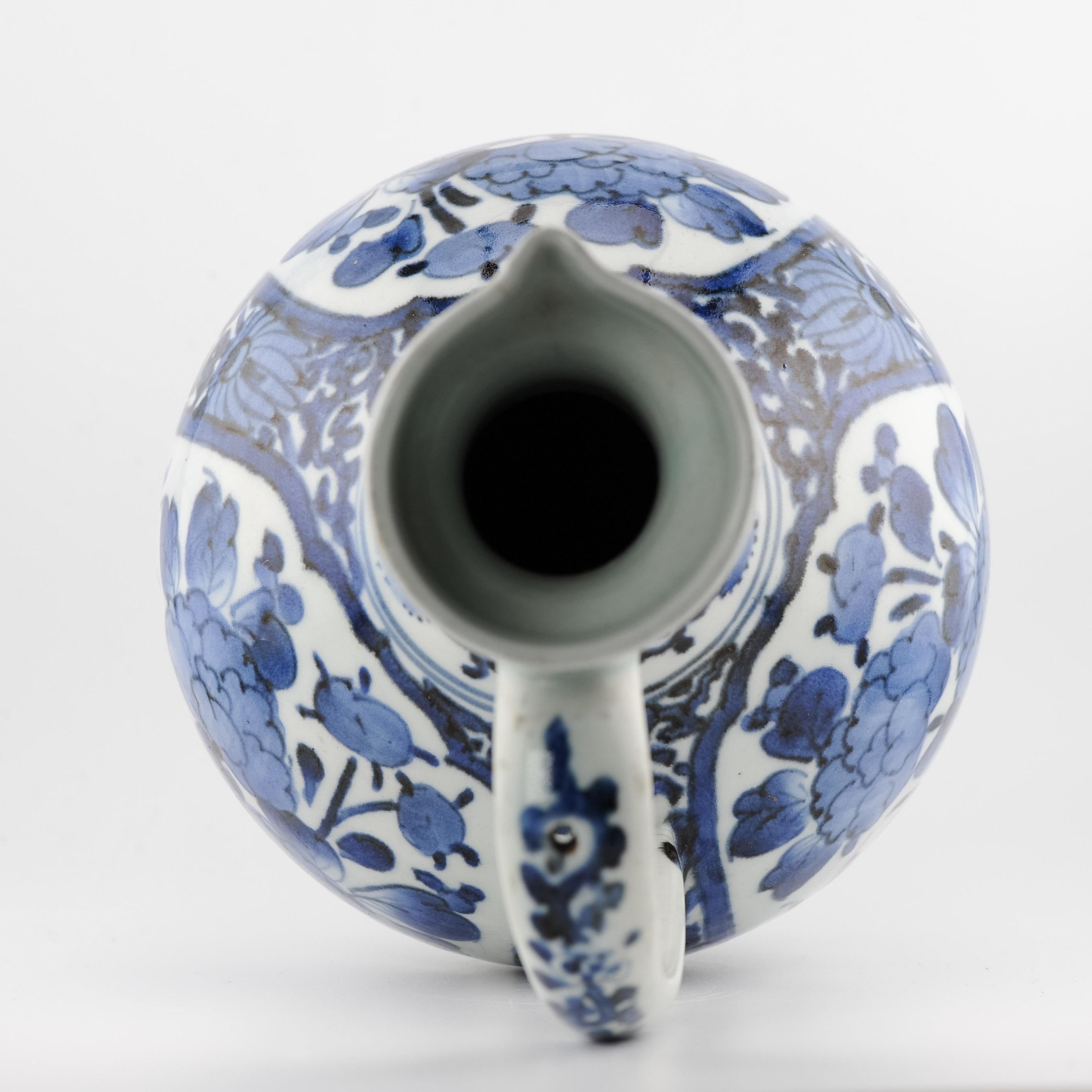 Antique 17C Japanese Porcelain Blue White Edo Period Arita Jug Ewer Flowers For Sale 11
