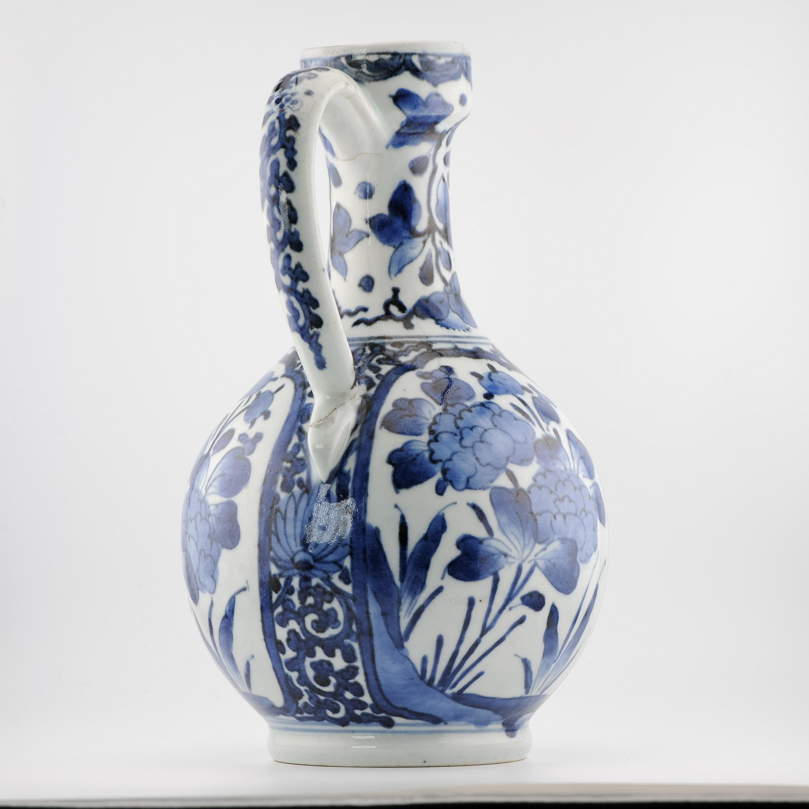 Antique 17C Japanese Porcelain Blue White Edo Period Arita Jug Ewer Flowers For Sale 2