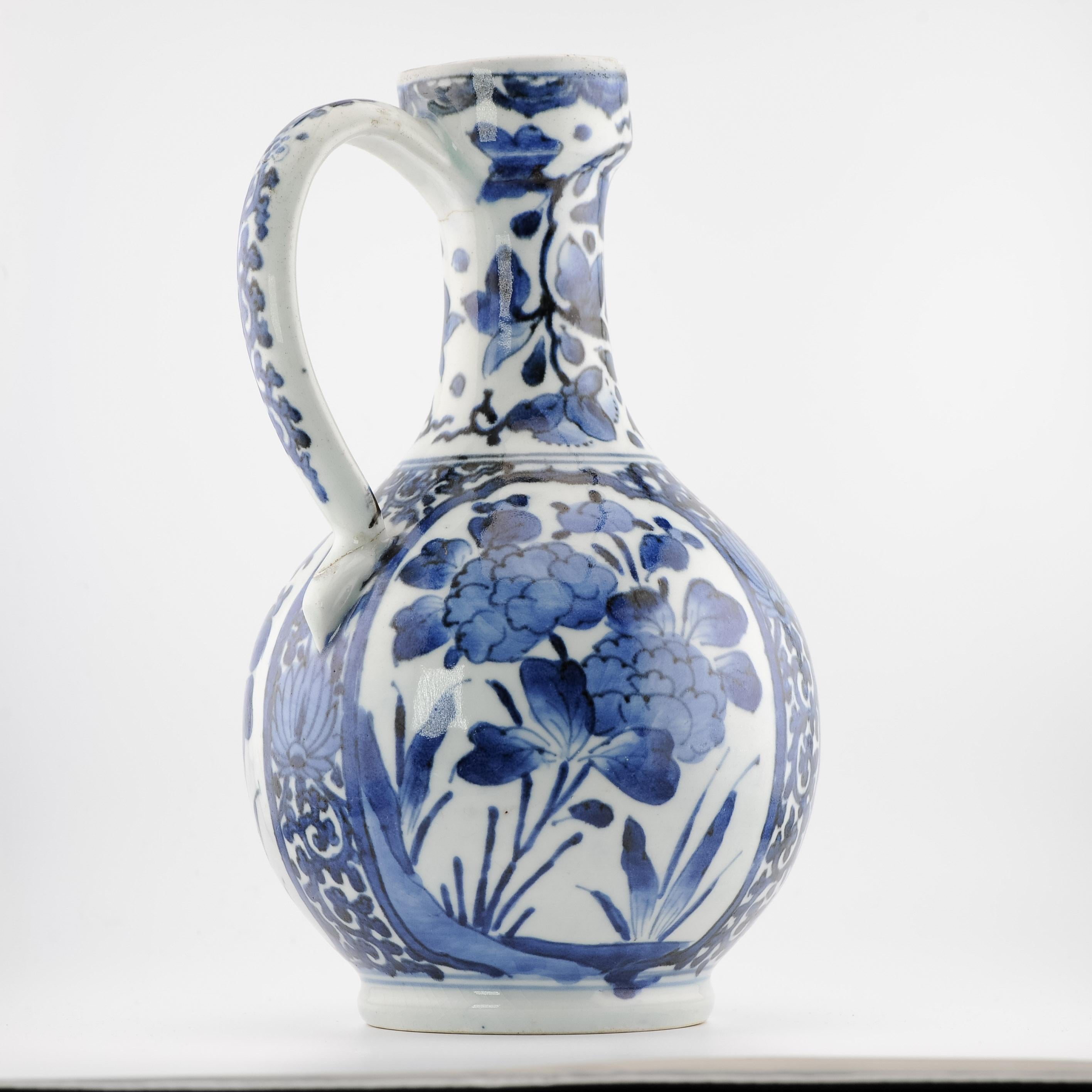 Antique 17C Japanese Porcelain Blue White Edo Period Arita Jug Ewer Flowers For Sale 3