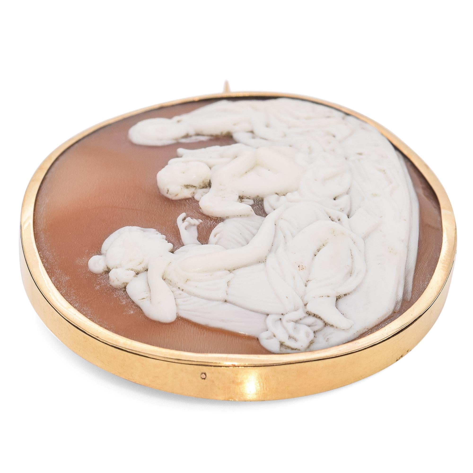 Antique 17K Yellow Gold Cherub and Three Women Shell Cameo Brooch For Sale 2
