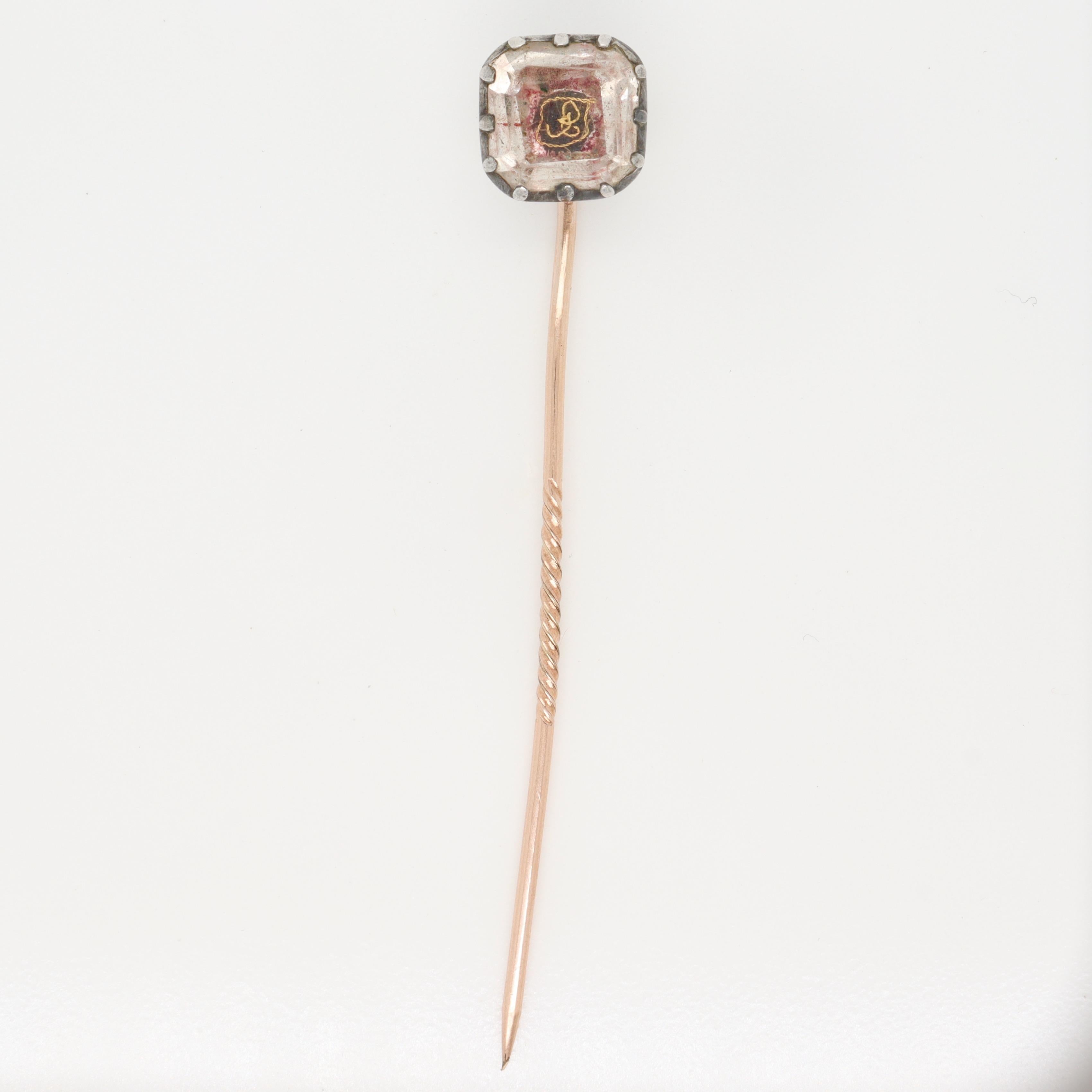 Antique 17th / 18th Century English Foiled Stuart Crystal Stick Pin In Fair Condition For Sale In Philadelphia, PA