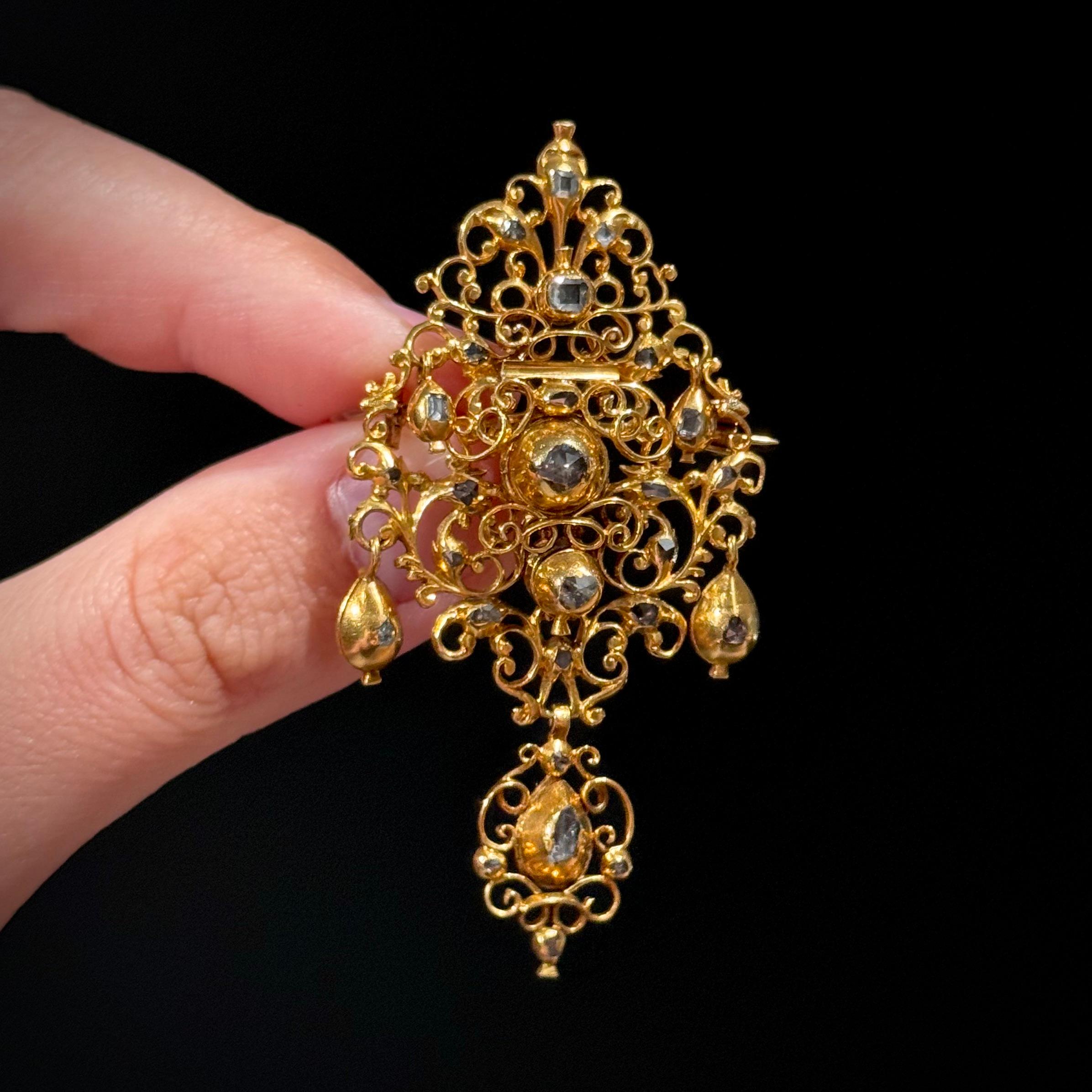 Antique 17th/18th Century Sequilé Diamond Demi-Parure Yellow Gold Portuguese In Good Condition For Sale In Lisbon, PT
