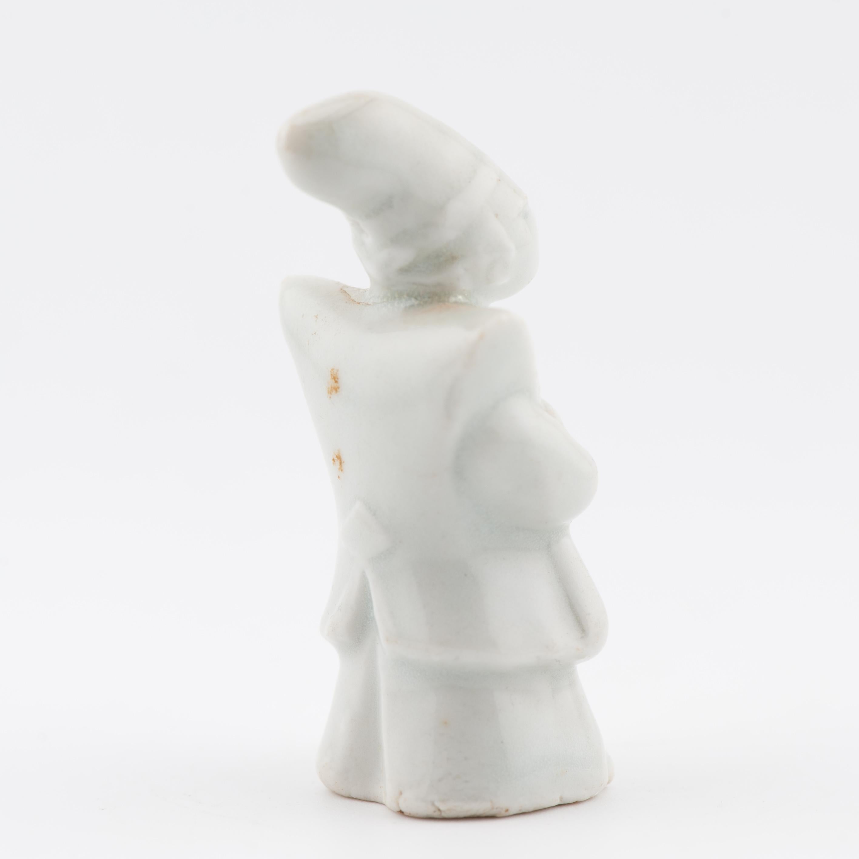 Antiquities 17th C Dehua Blanc de Chine Miniature Chinese Opera Theater figure en vente 5
