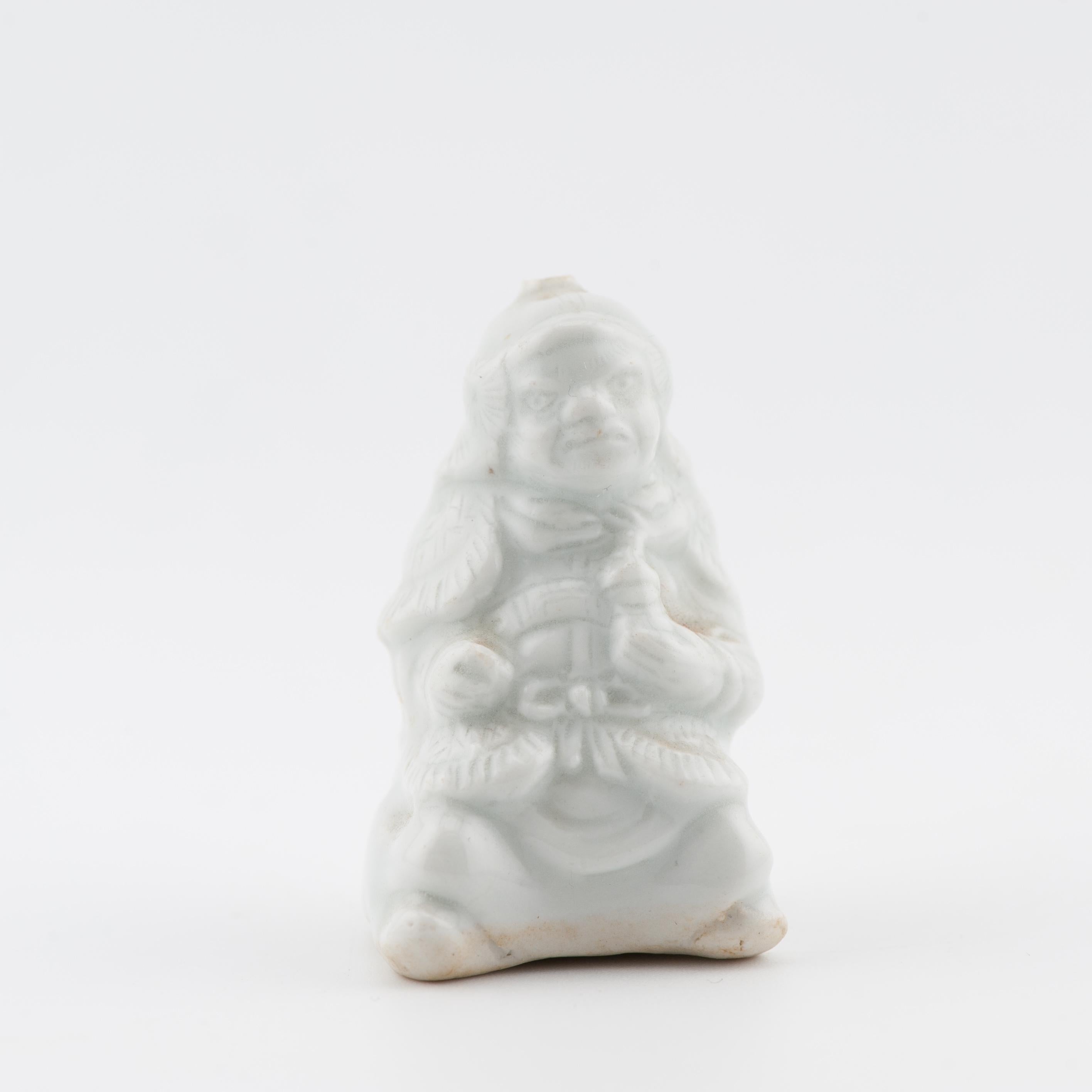 Chinois Antiquities 17th C Dehua Blanc de Chine Miniature Chinese Opera Theater figure en vente