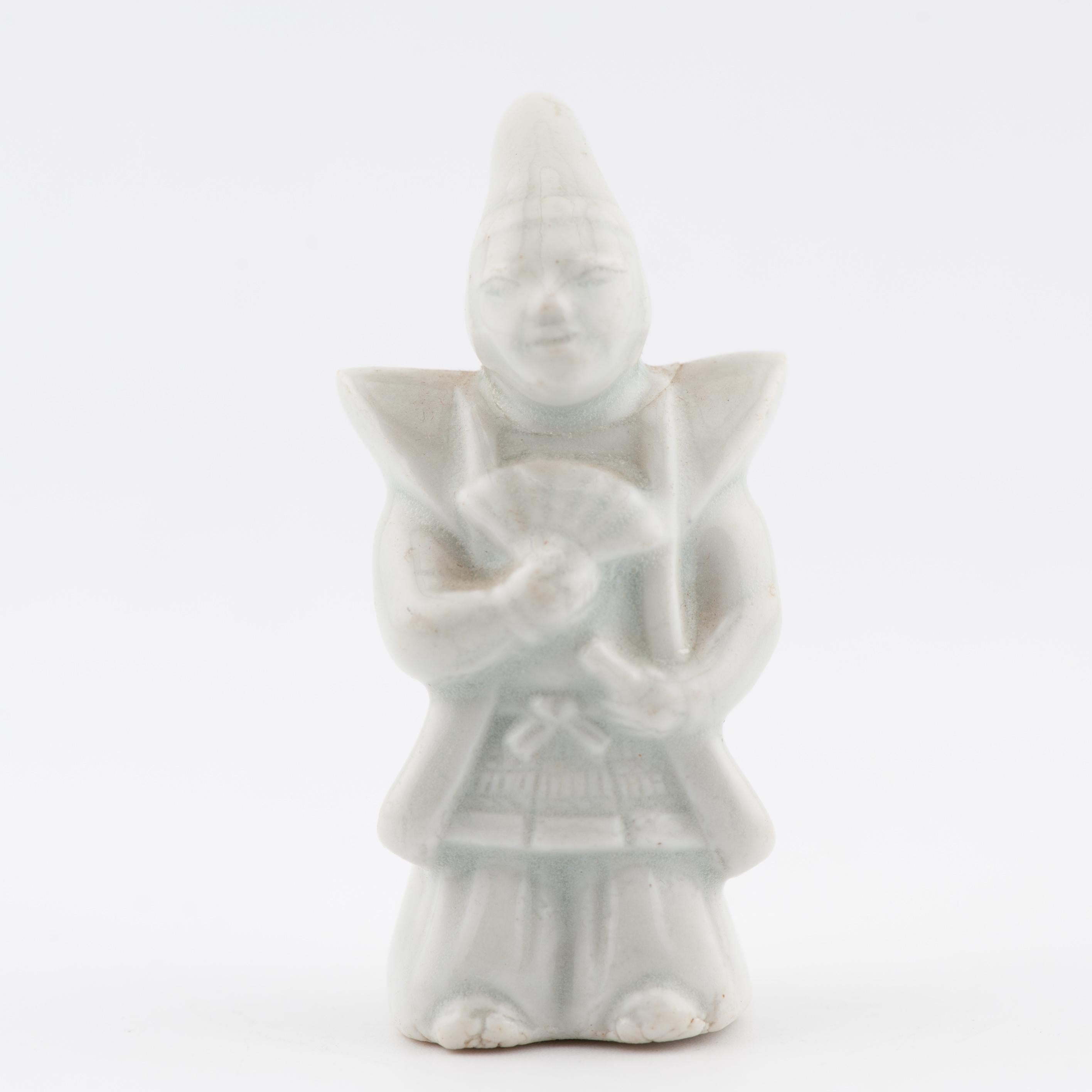 XVIIIe siècle et antérieur Antiquities 17th C Dehua Blanc de Chine Miniature Chinese Opera Theater figure en vente