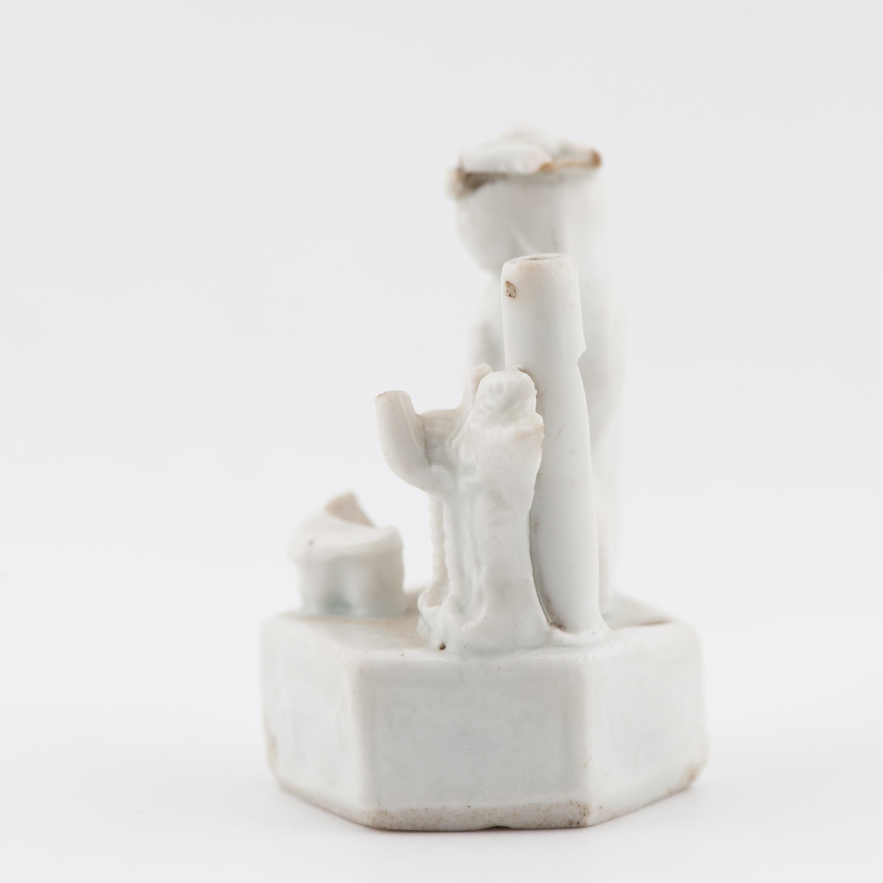 Porcelain Antique 17th C Dehua Blanc de Chine Whistles European figure Dutchman For Sale