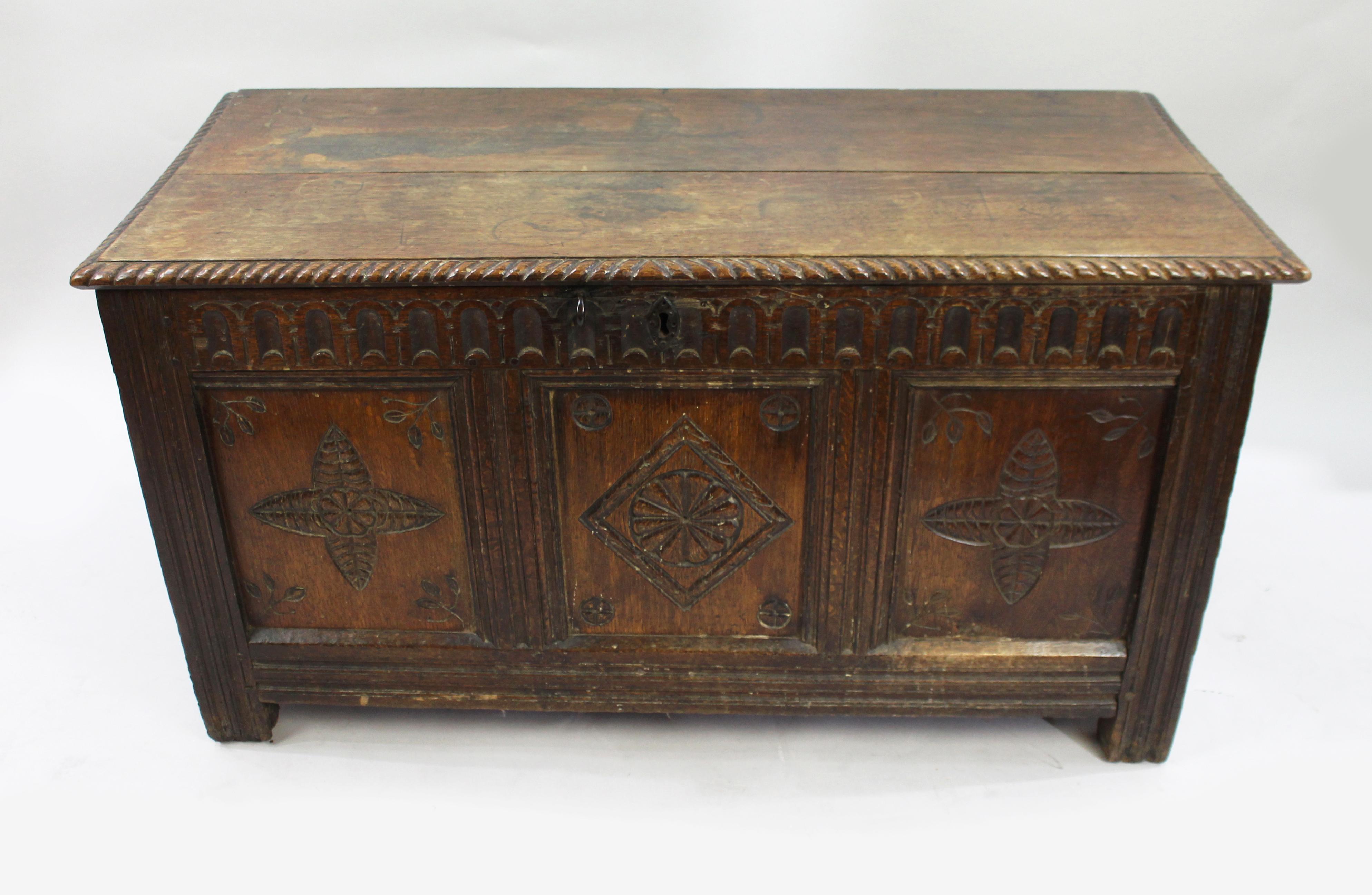 Antique 17th c. English oak coffer


Measures: Width: 113 cm

Depth: 52.5 cm

Height: 60 cm


Carved oak coffer.

English.

Seventeenth century and later

Panel top with candle box within.

Sound structure. Wear to finish as