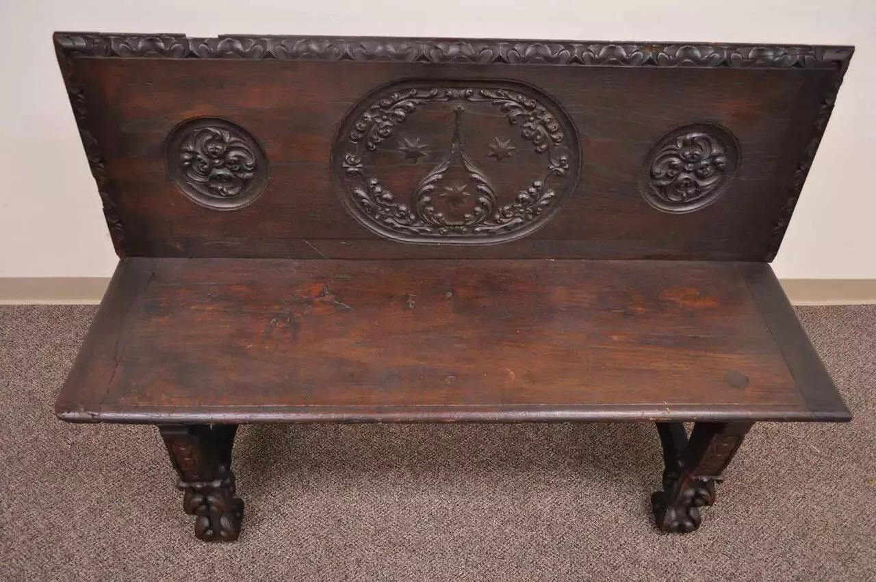 Ancienne banquette en chêne sculpté et fer forgé de la Renaissance anglaise du 17ème C. en vente 4